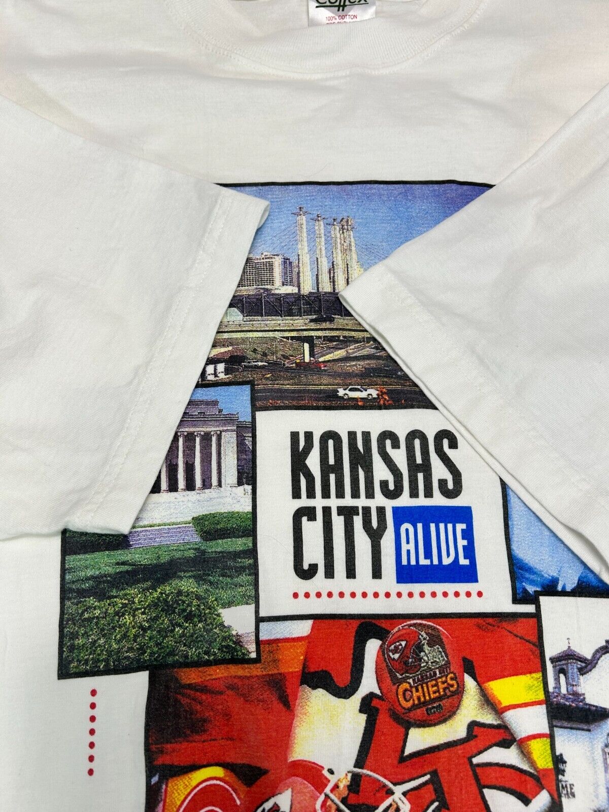 Vintage 90s Kansas City Alive Destination Newspaper Graphic T-Shirt Size XL