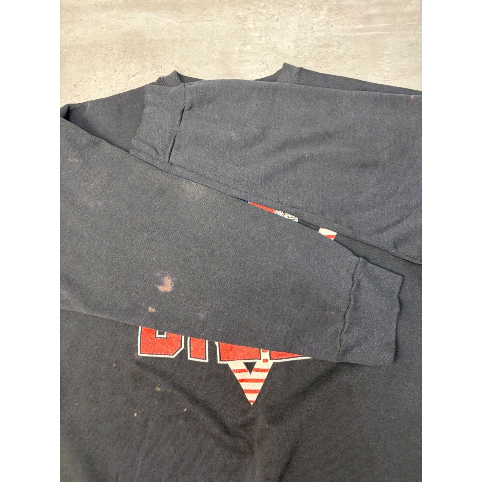 Vintage 90s Buffalo Bills NFL Football Helmet Graphic Sweatshirt Size 2XL