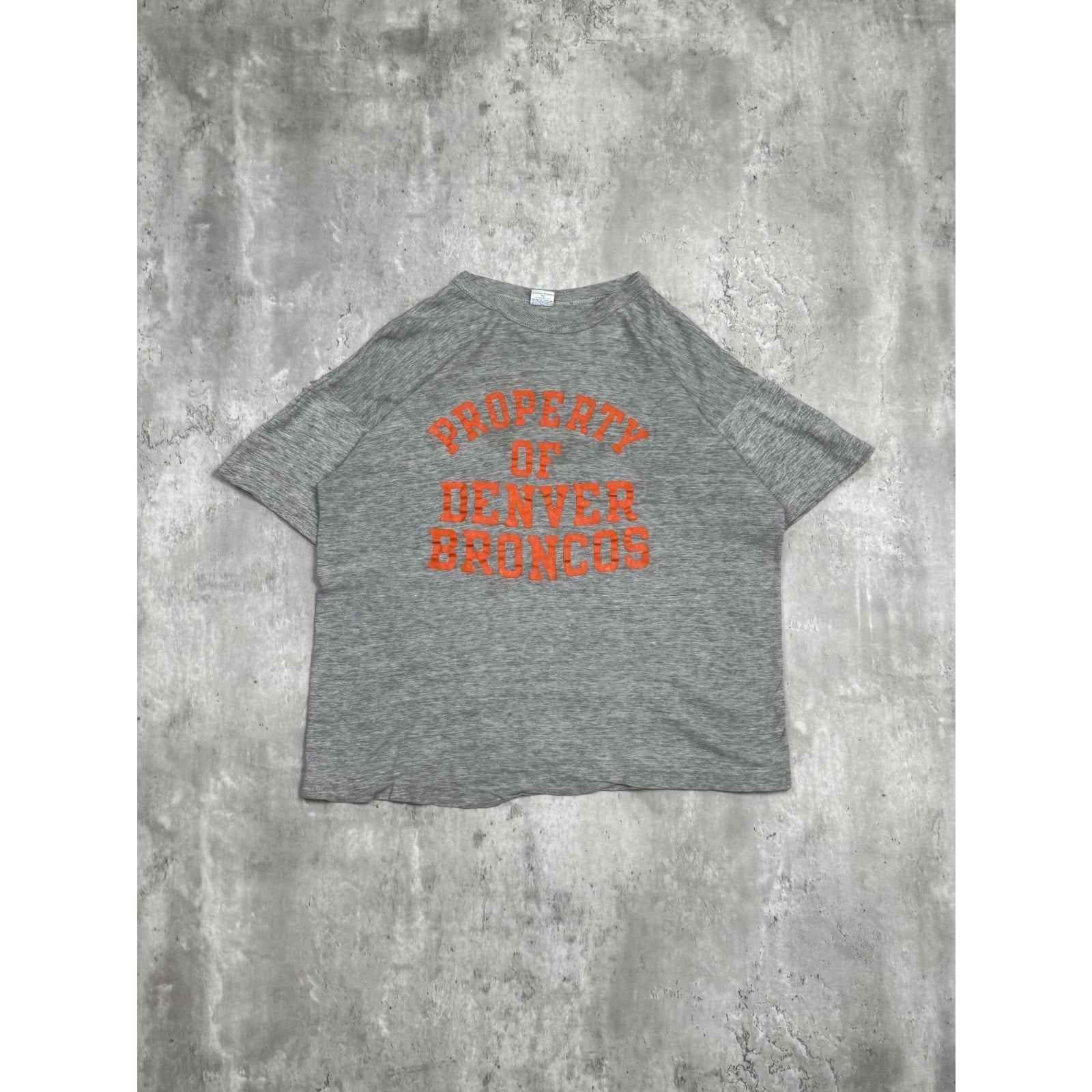 Vintage 80s Denver Broncos NFL Spellout Graphic Football Warmup T-Shirt Sz Large