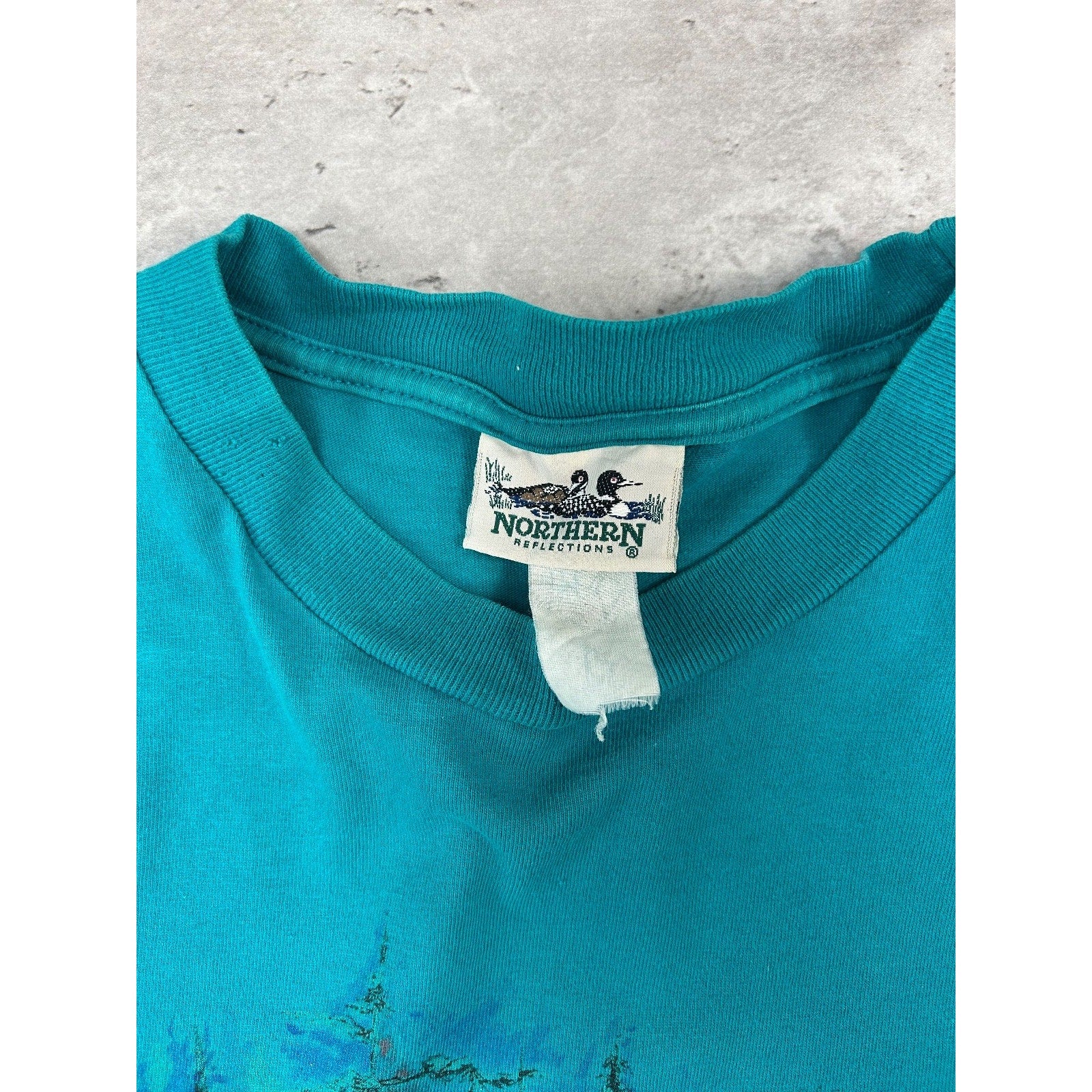 Vintage 90s Deckside Reflections Cottage Landscape Graphic T-Shirt Size Medium