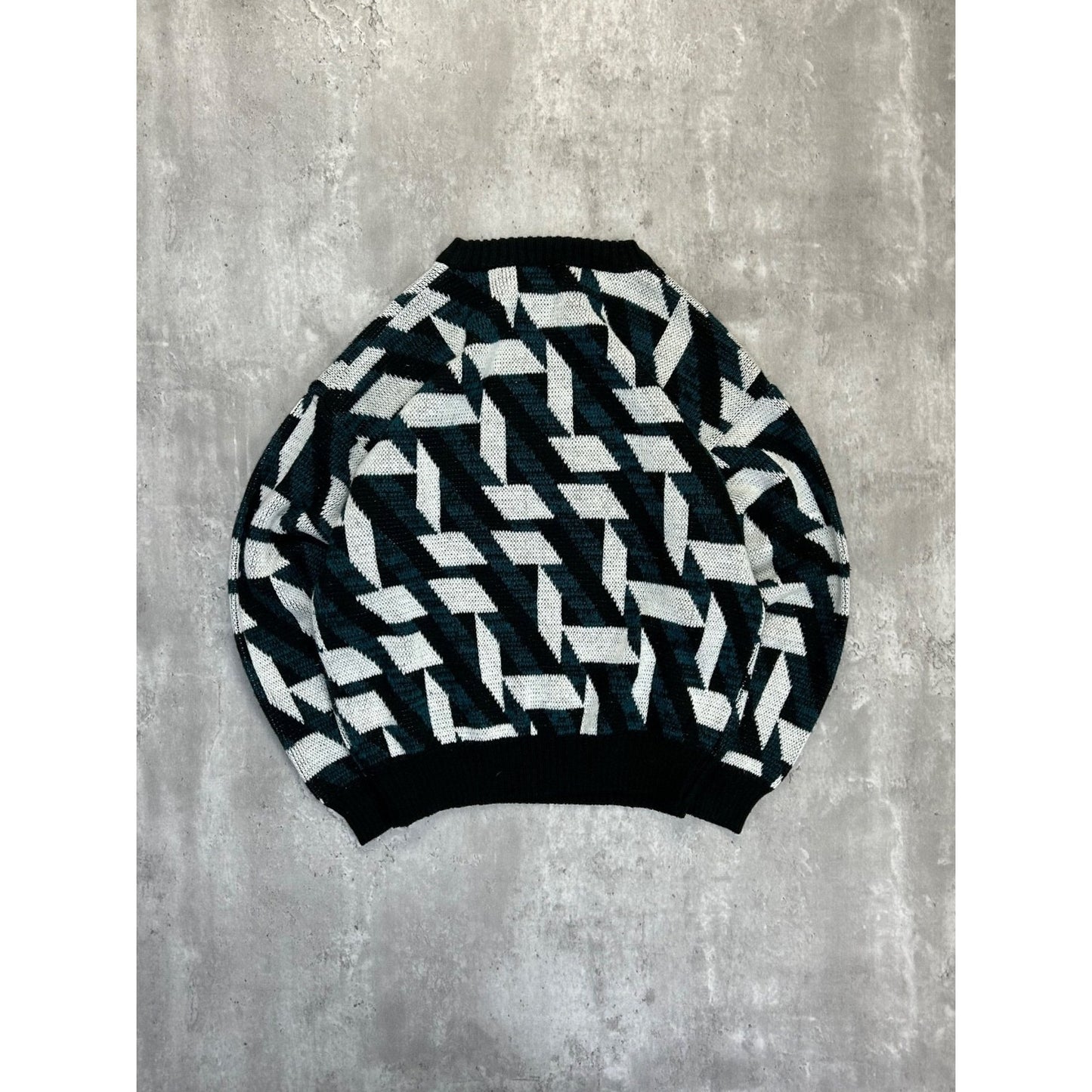 Vintage 80s/90s Abstract Geometric Print Knit Sweater Size Medium