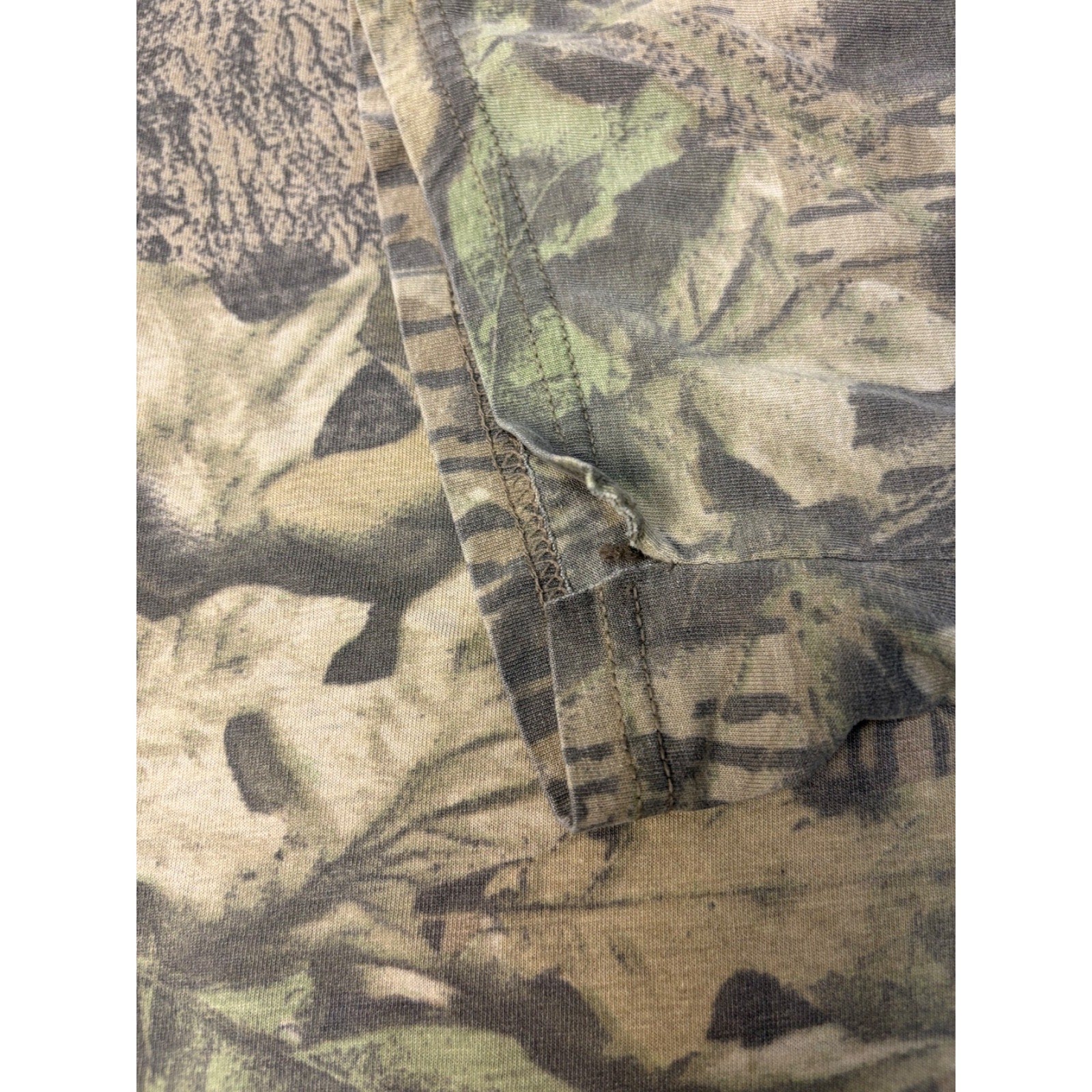 Vintage Mossy Oak Break Up Camo Hunting T-Shirt Size XL