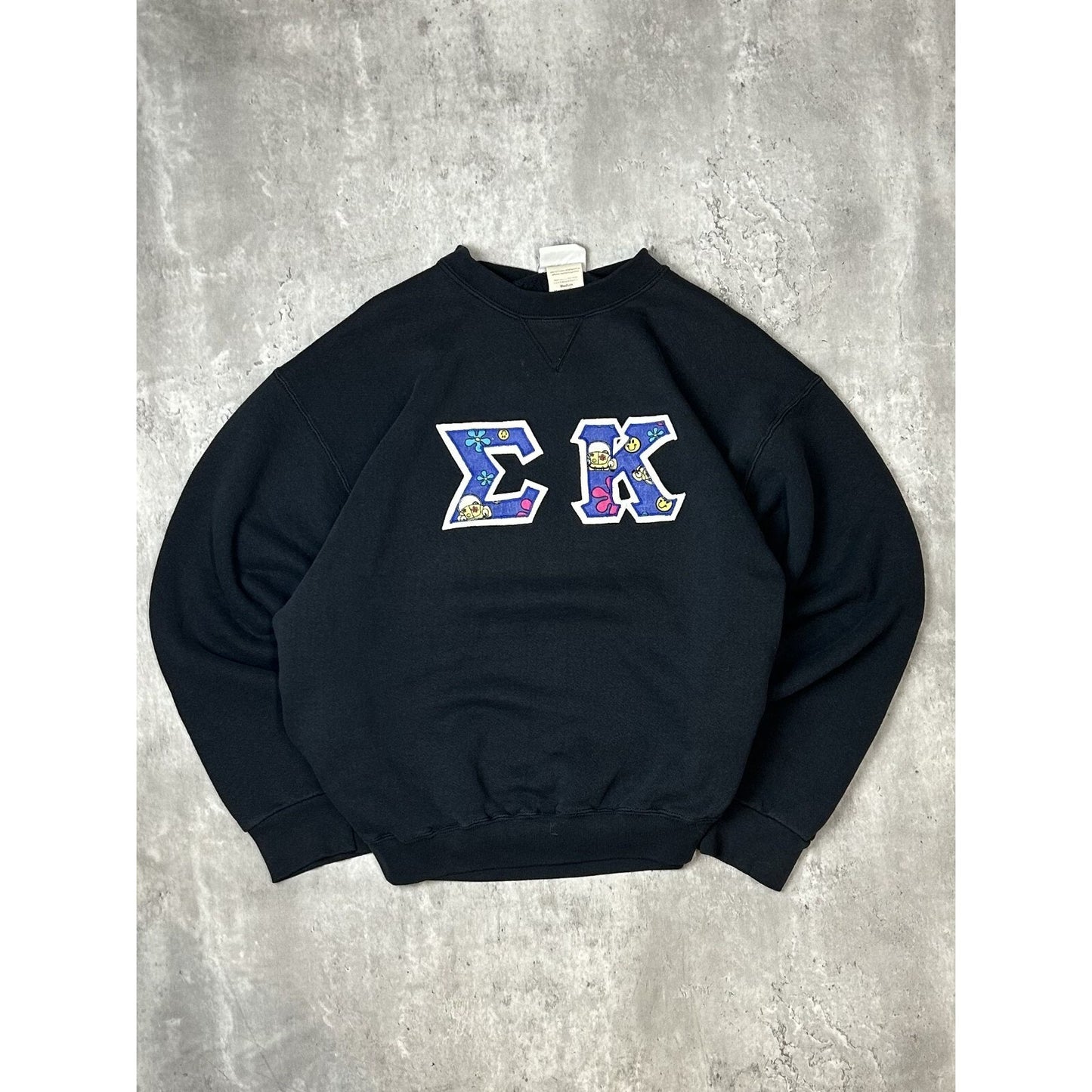 Vintage 80s/90s Sigma Kappa Fraternity Embroidered Patch Sweatshirt Size Medium