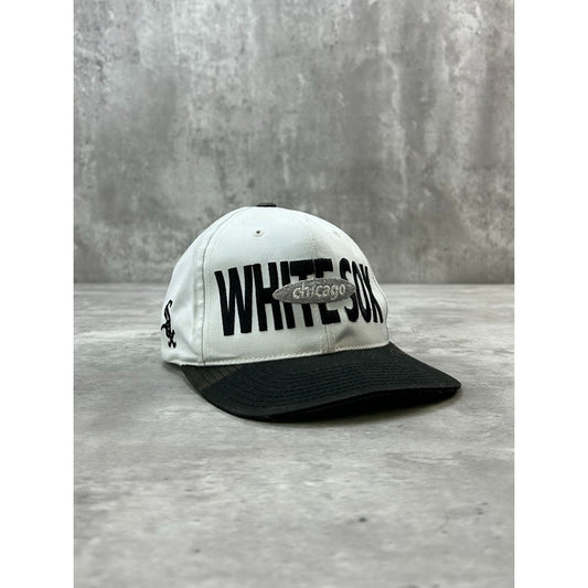 Vintage 90s Chicago White Sox MLB Embroidered Spellout Snapback Hat OSFA