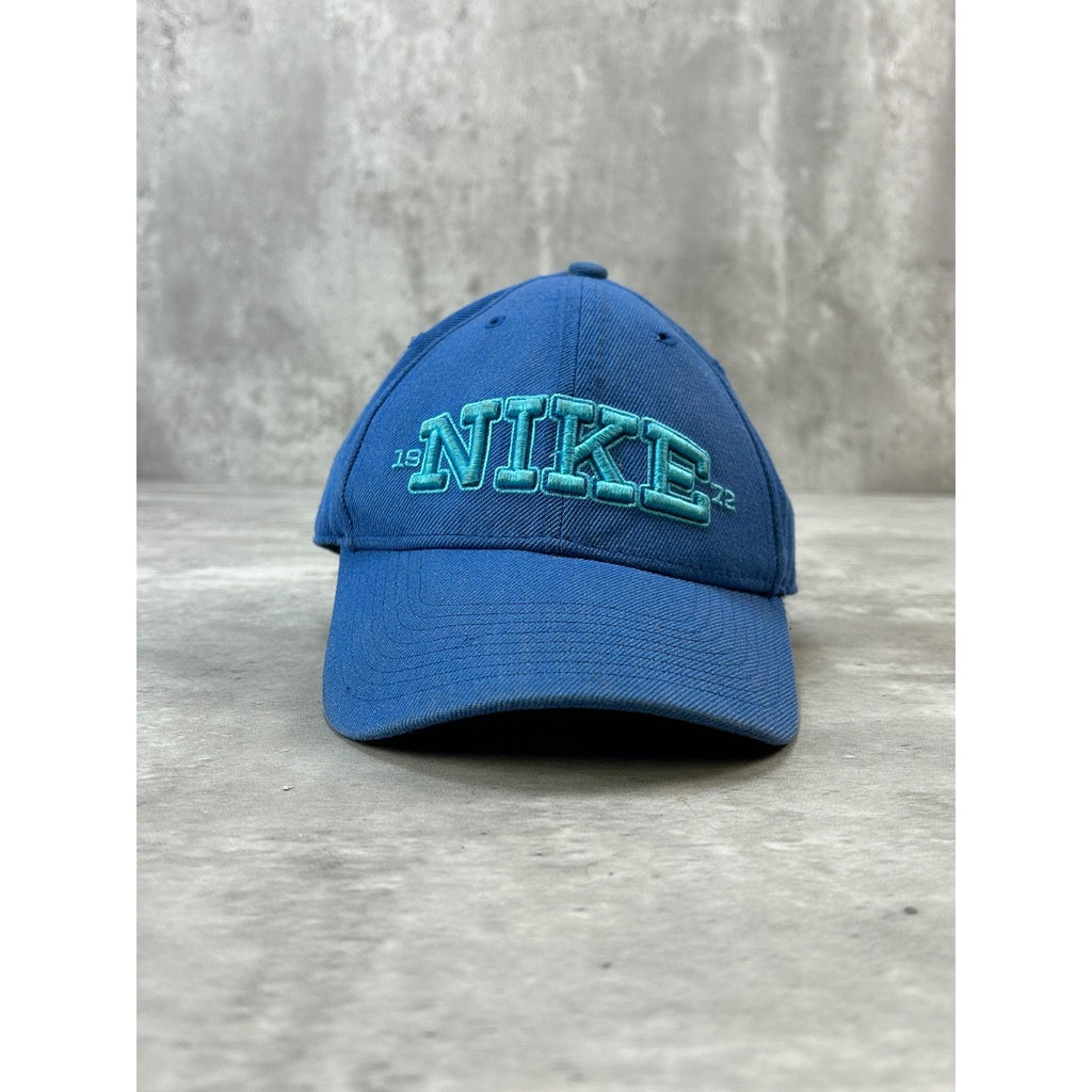 Vintage 2000s Nike Embroidered Spellout Two Tone Strapback Hat OSFA