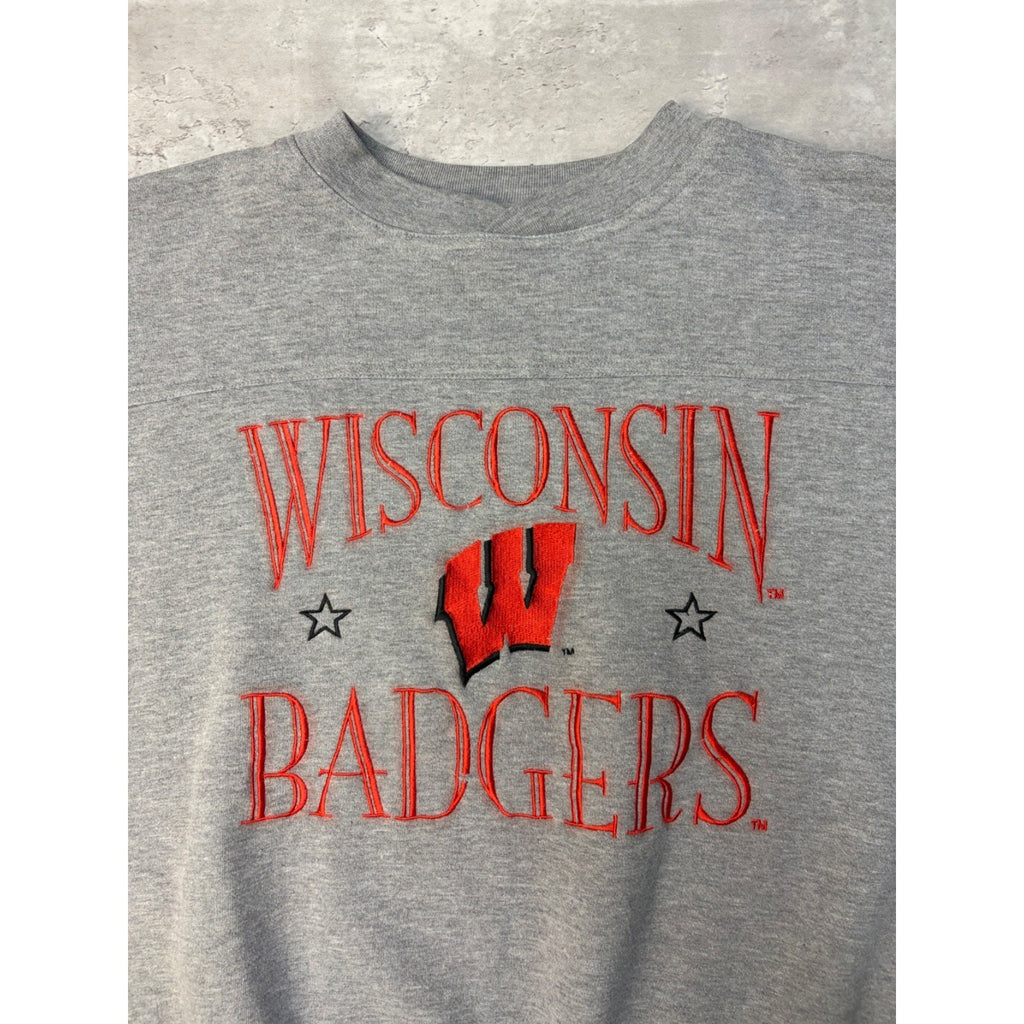 Vintage 90s Wisconsin Badgers NCAA Embroidered Logo Spellout Sweatshirt Size XL