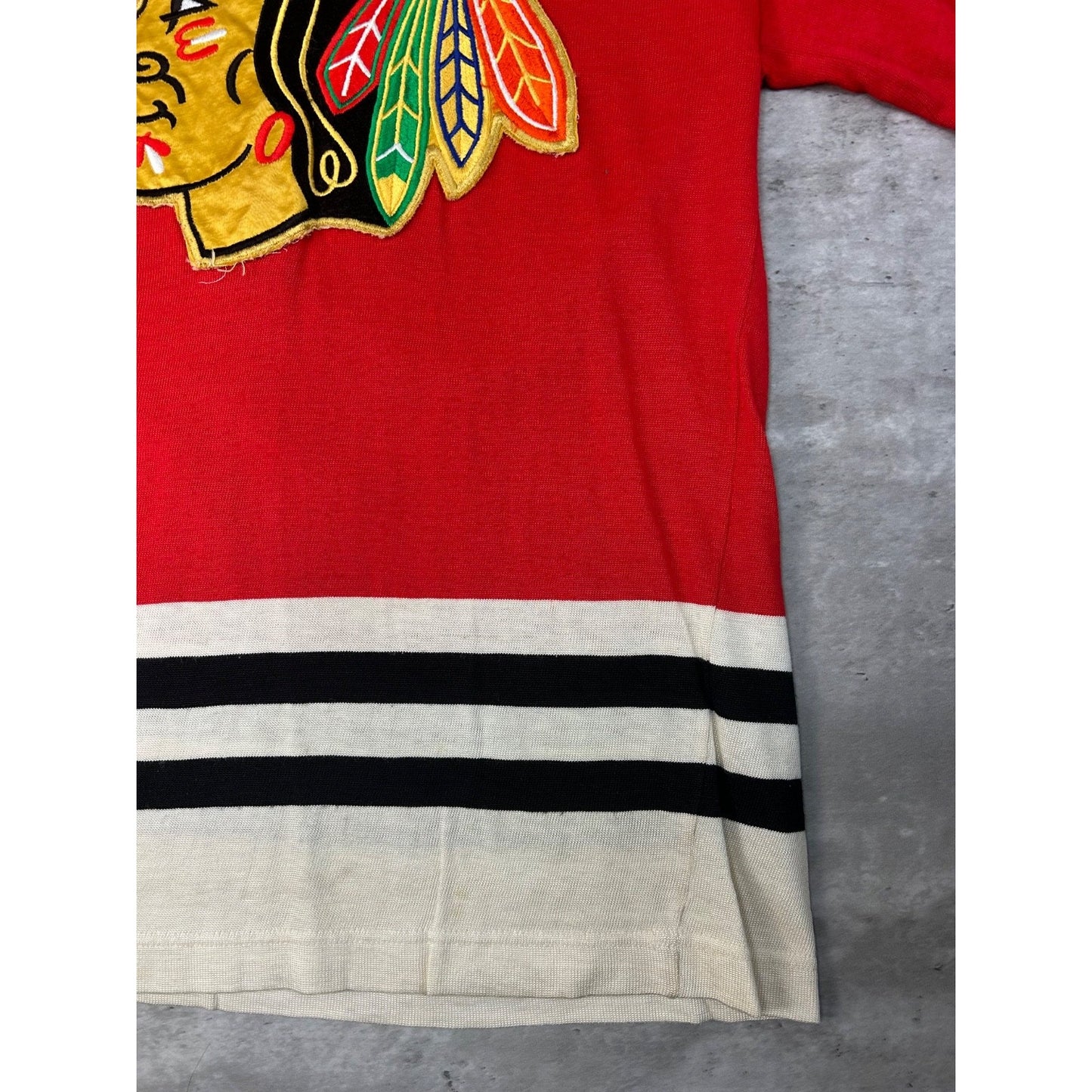 Vintage 70s/80s Chicago Blackhawks #35 NHL Hockey Jersey Size Medium