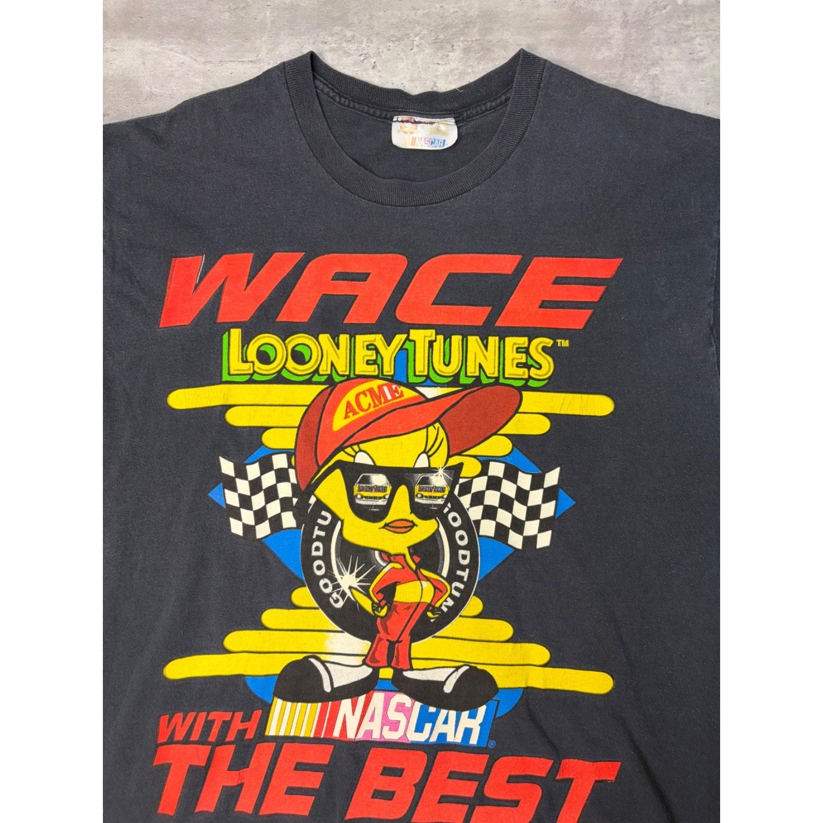 Vintage 1998 Looney Tunes Nascar Wace With The Best Graphic T-Shirt Size XL