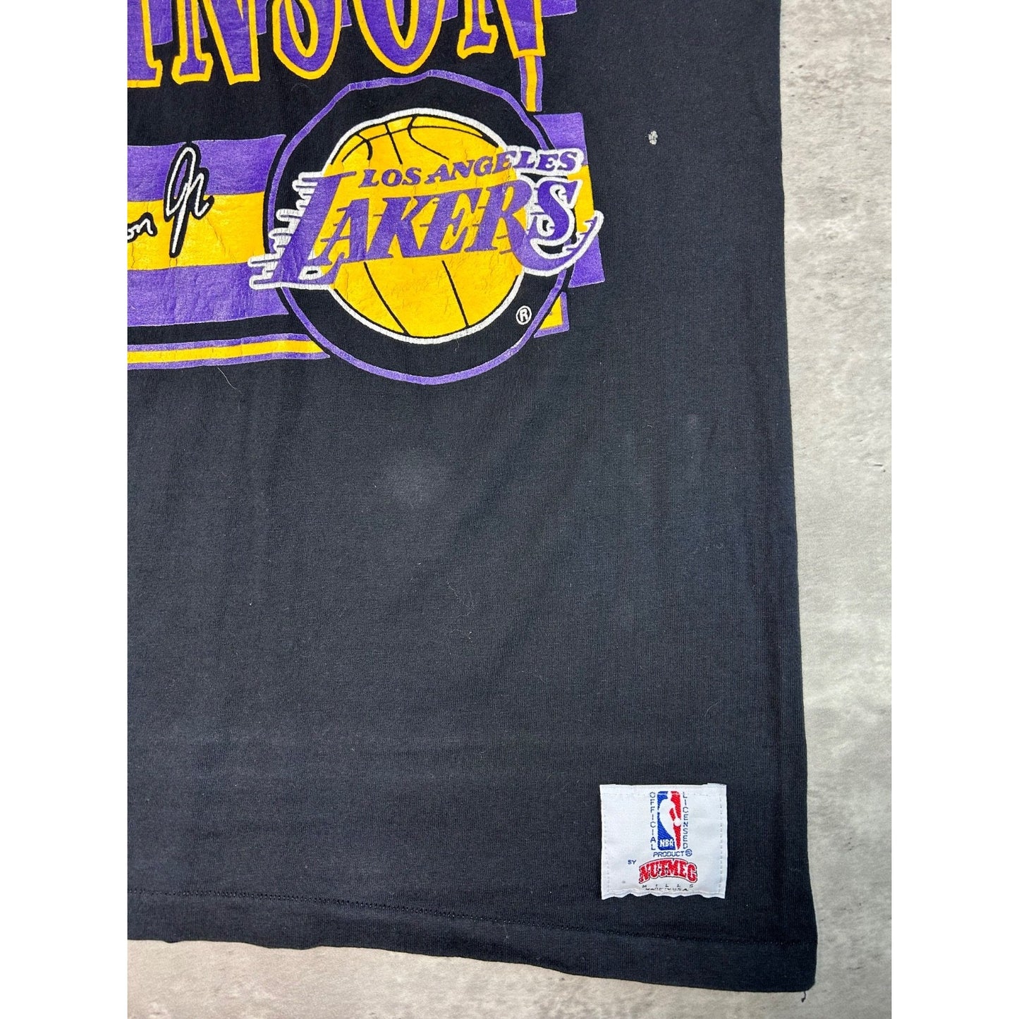 Vintage 90s Magic Johnson #32 Los Angeles Lakers NBA Player T-Shirt Size XL