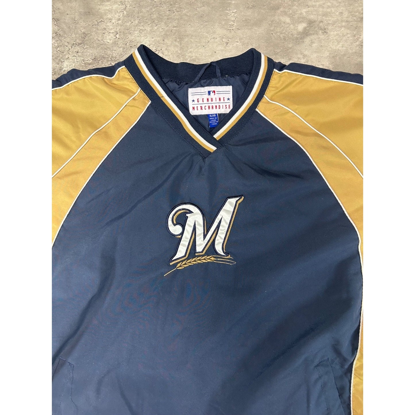 Vintage Milwaukee Brewers MLB Embroidered Logo Windbreaker Jacket Size XL