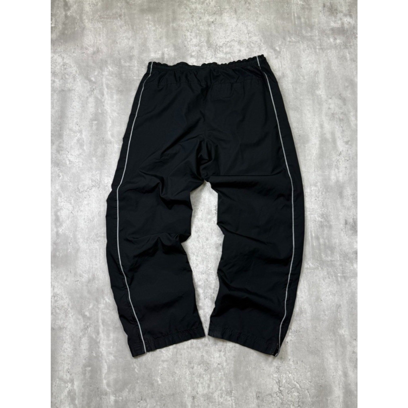 Vintage 2000s Nike Embroidered Swoosh Black Nylon Track Pants Size Large