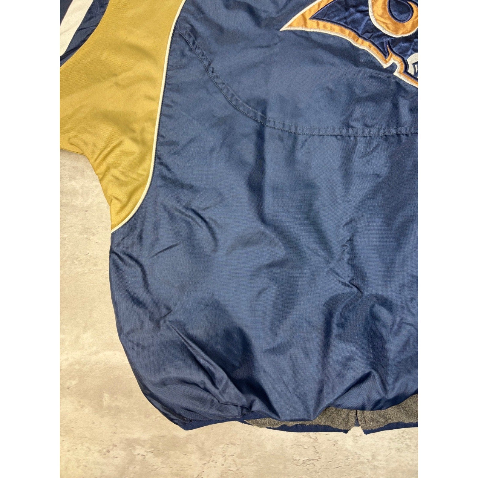 Vintage St Louis Rams NFL Reversible Windbreaker Jacket Size Medium