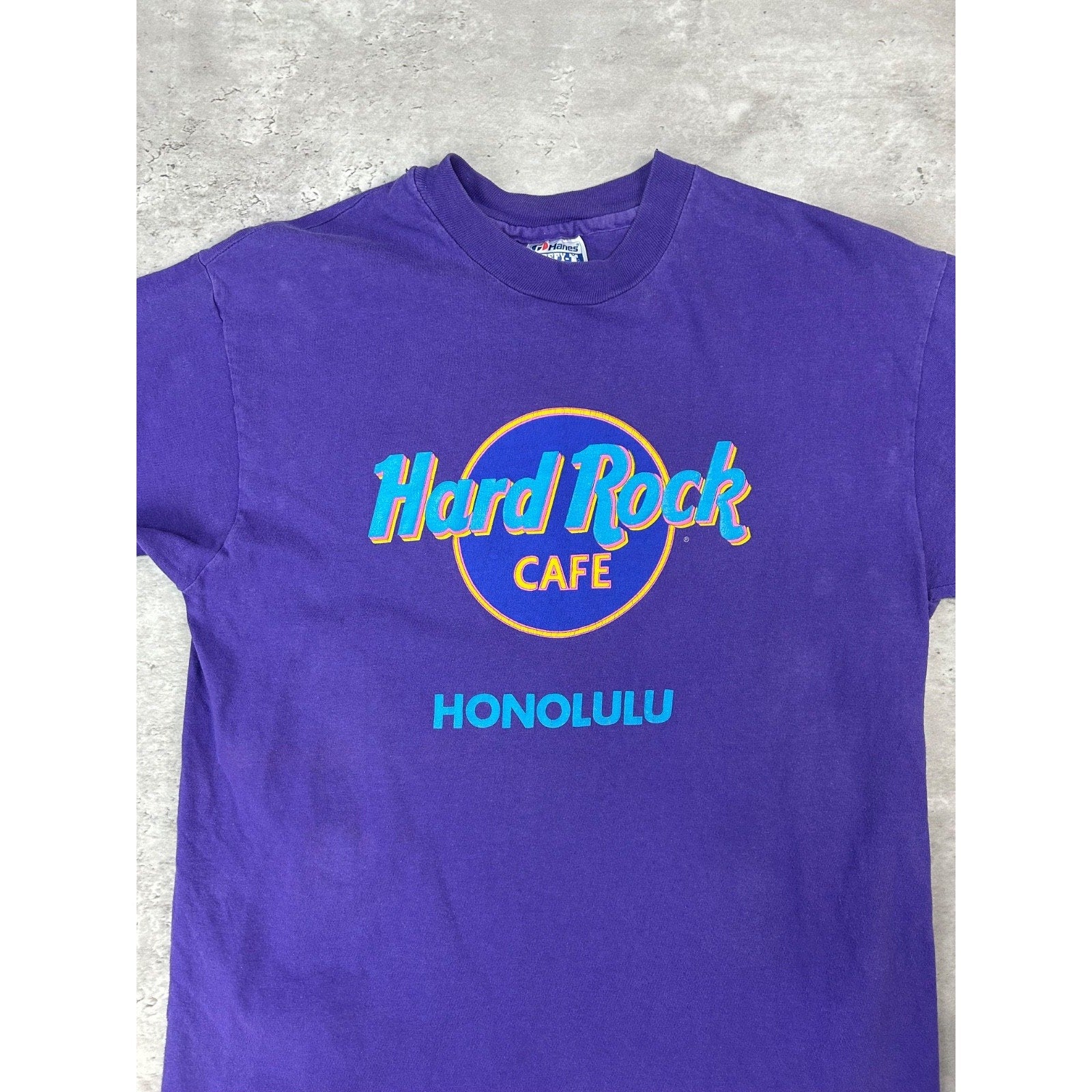 Vintage 90s Hard Rock Cafe Honolulu Destination Graphic T-Shirt Size Medium