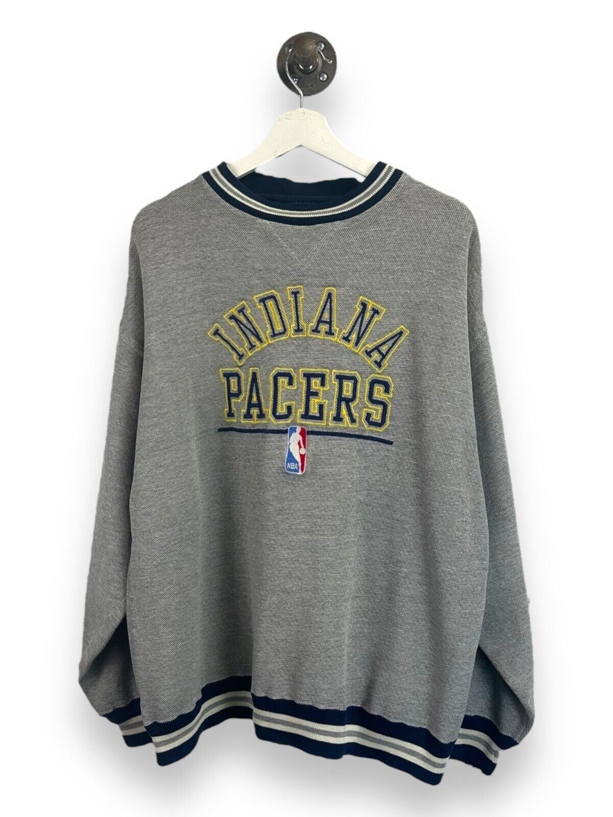 Vintage Indiana Pacers NBA Embroidered Spellout Crewneck Sweatshirt Size XL