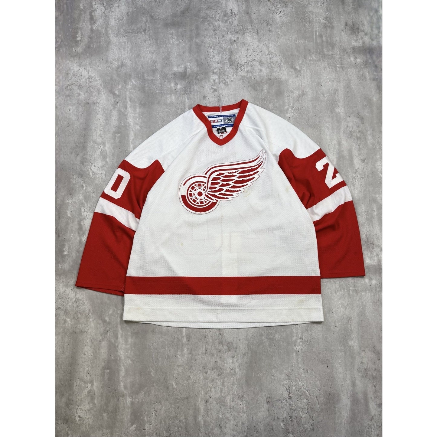 Vintage Robert Lang #20 Detroit Red Wings NHL CCM Fight Strap Jersey Size 2XL