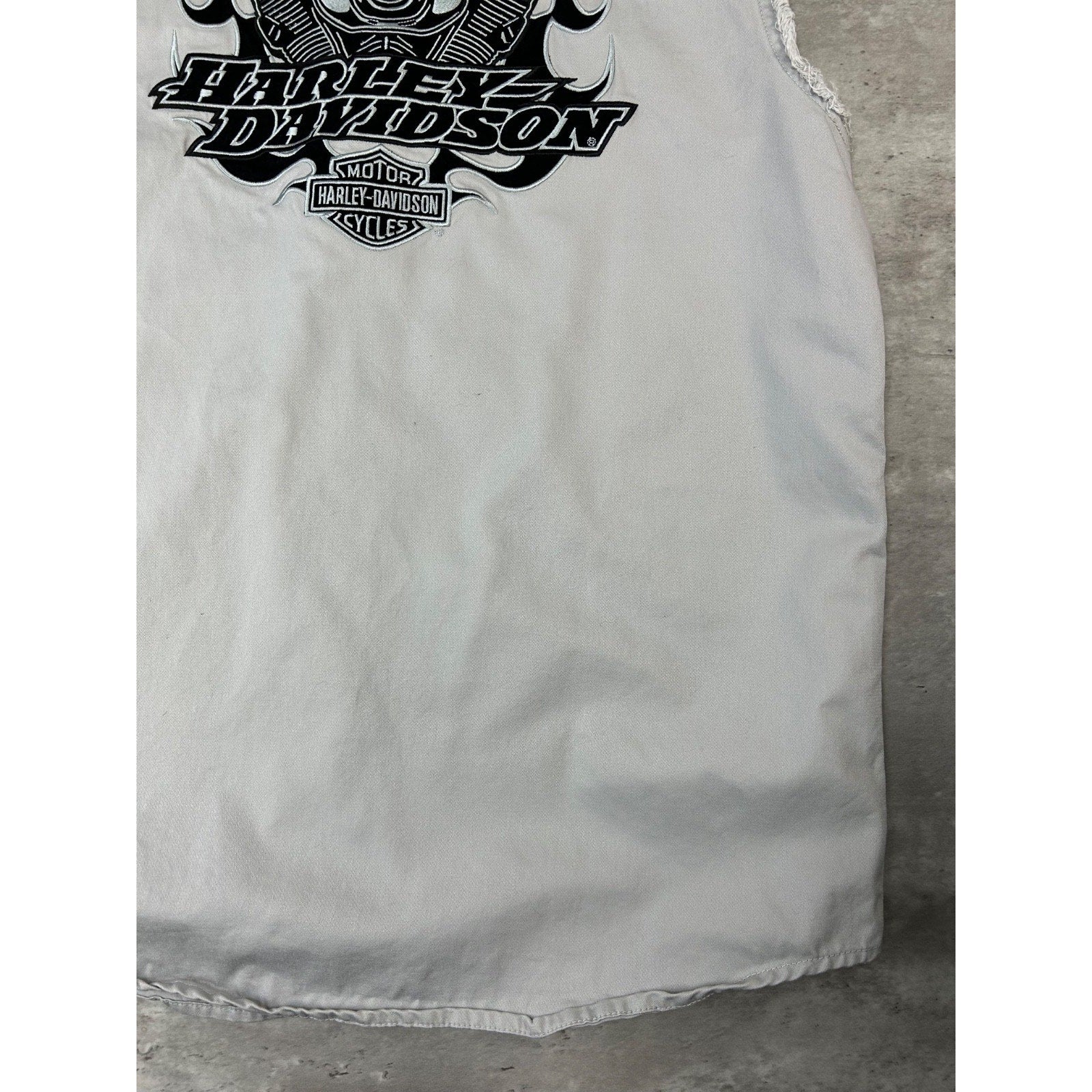 Vintage Harley Davidson Embroidered Sleeveless Button Up Shirt Size Medium