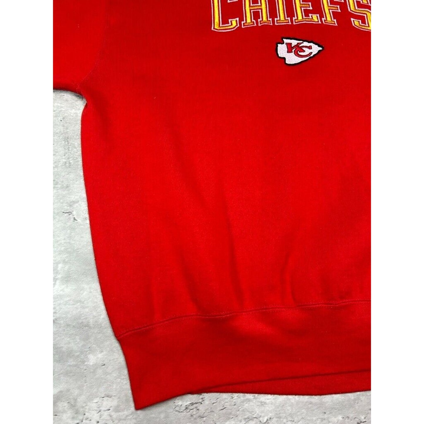 Vintage 90s Kansas City Chiefs NFL Embroidered Spell Out Sweatshirt Size XL Red