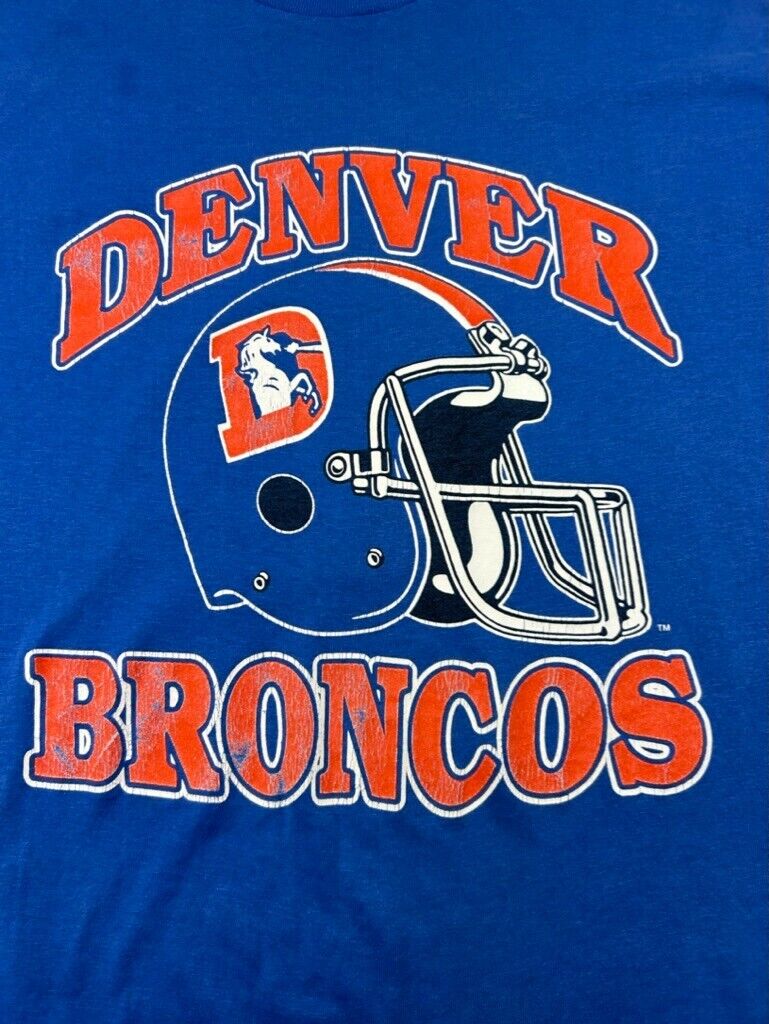 Vintage 80s Denver Broncos NFL Helmet Graphic Spellout T-Shirt Size Large