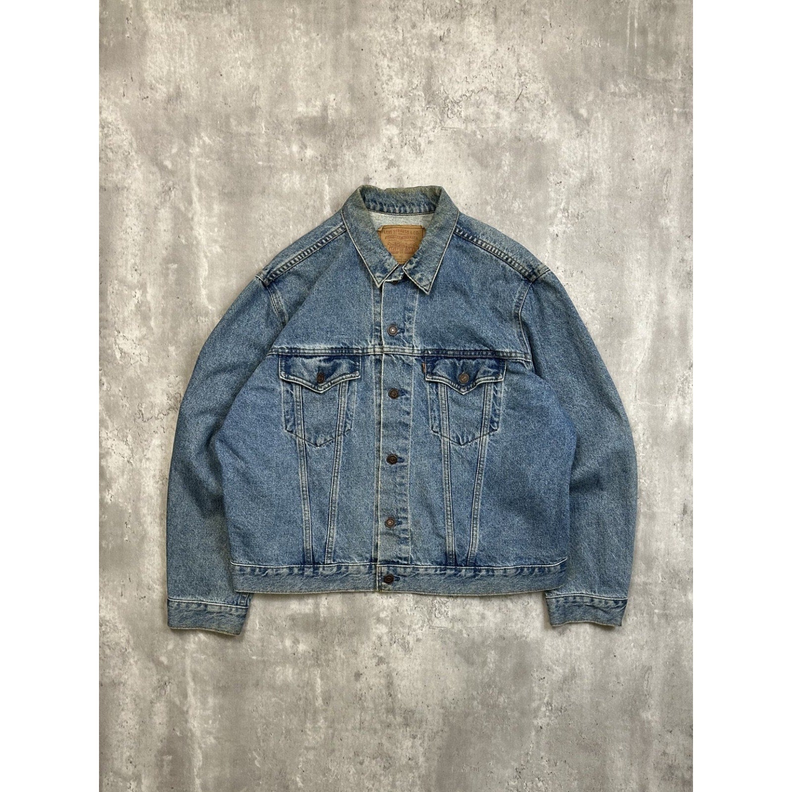 Vintage 90s Levis Red Tab Light Wash Denim Type 3 Denim Trucker Jacket Size XL