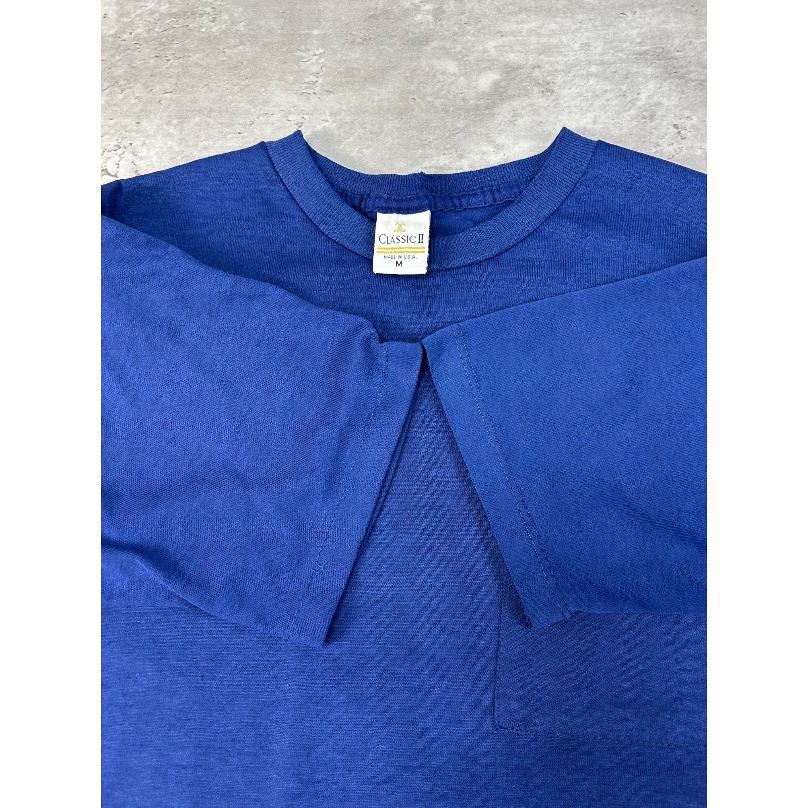 Vintage 80s/90s Class Navy Blue Blank Pocket T-Shirt Size Medium