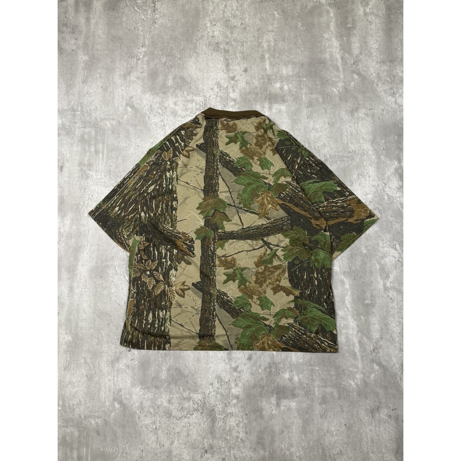 Vintage Realtree Camo Hunting T-Shirt Size Large