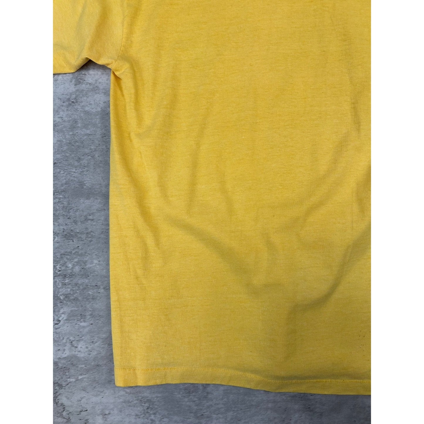 Vintage 80s/90s So What's Your Point Bulldog Graphic T-Shirt Size Medium Yellow