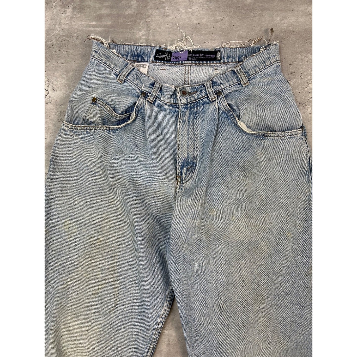 Vintage Y2K Levis Silvertab Baggy Fit Light Wash Denim Pants Size 30 Blue