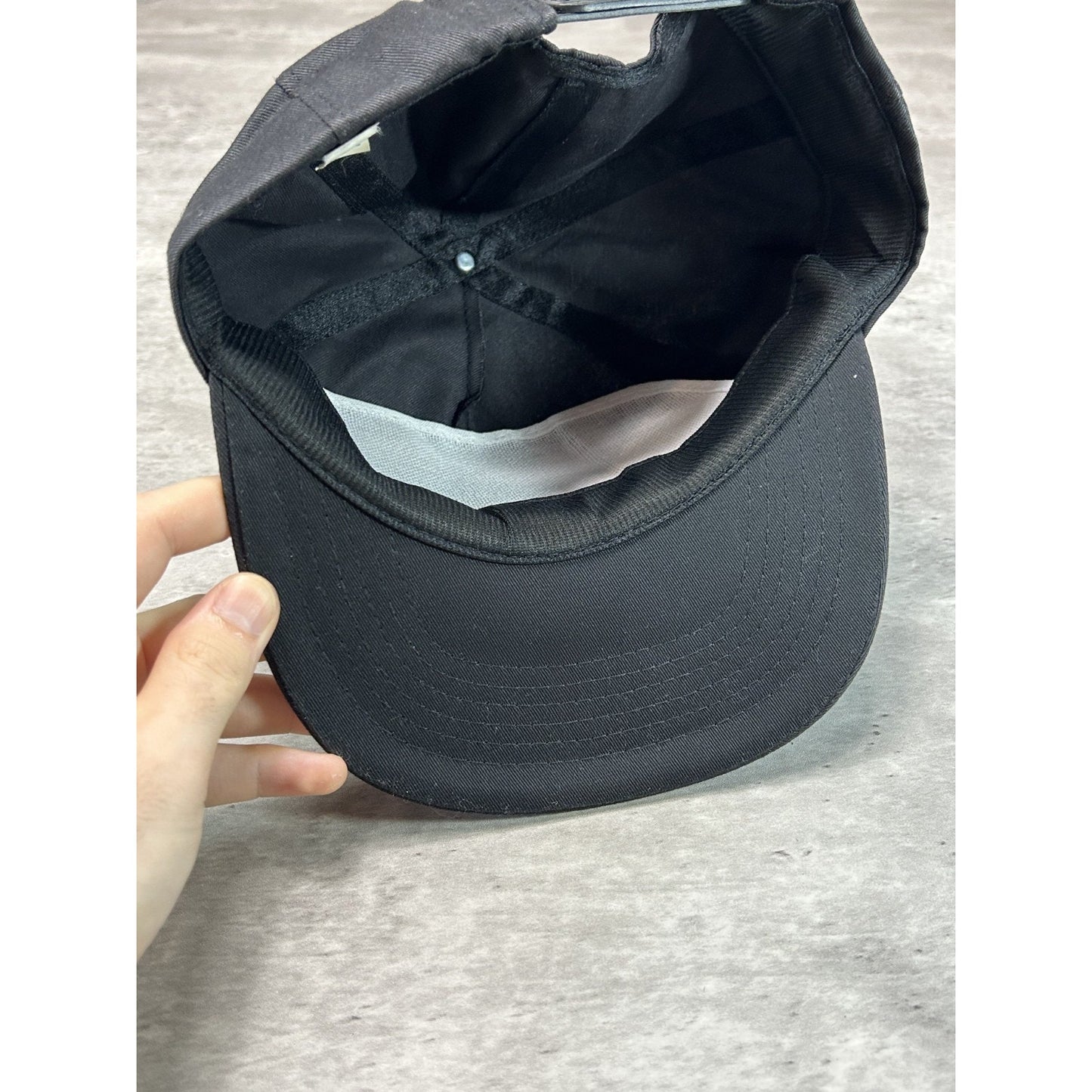 Vintage 90s Bermuda Embroidered Shark Destination Snapback Hat OSFA Black