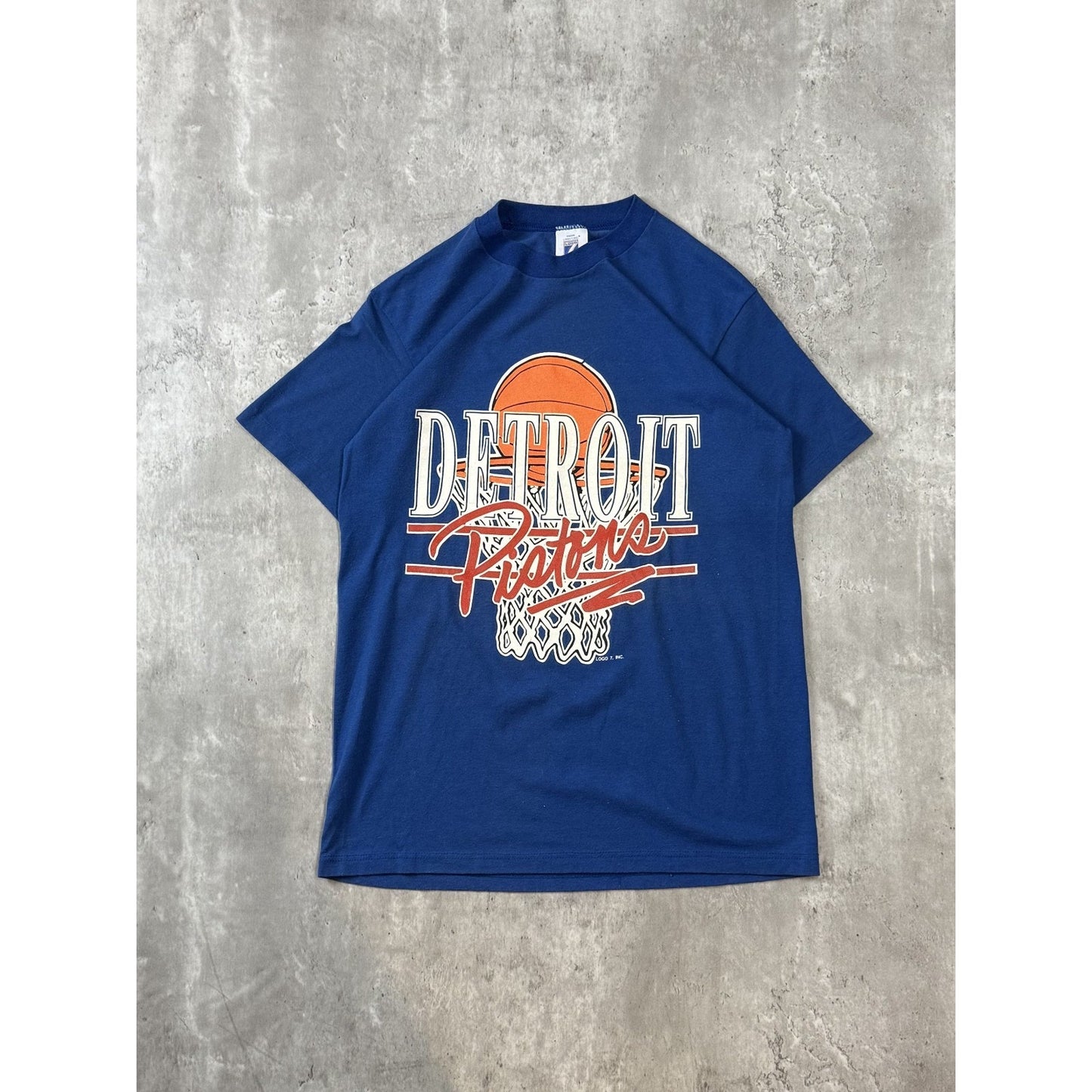 Vintage 80s/90s Detroit Pistons NBA Basketball Graphic T-Shirt Size Medium
