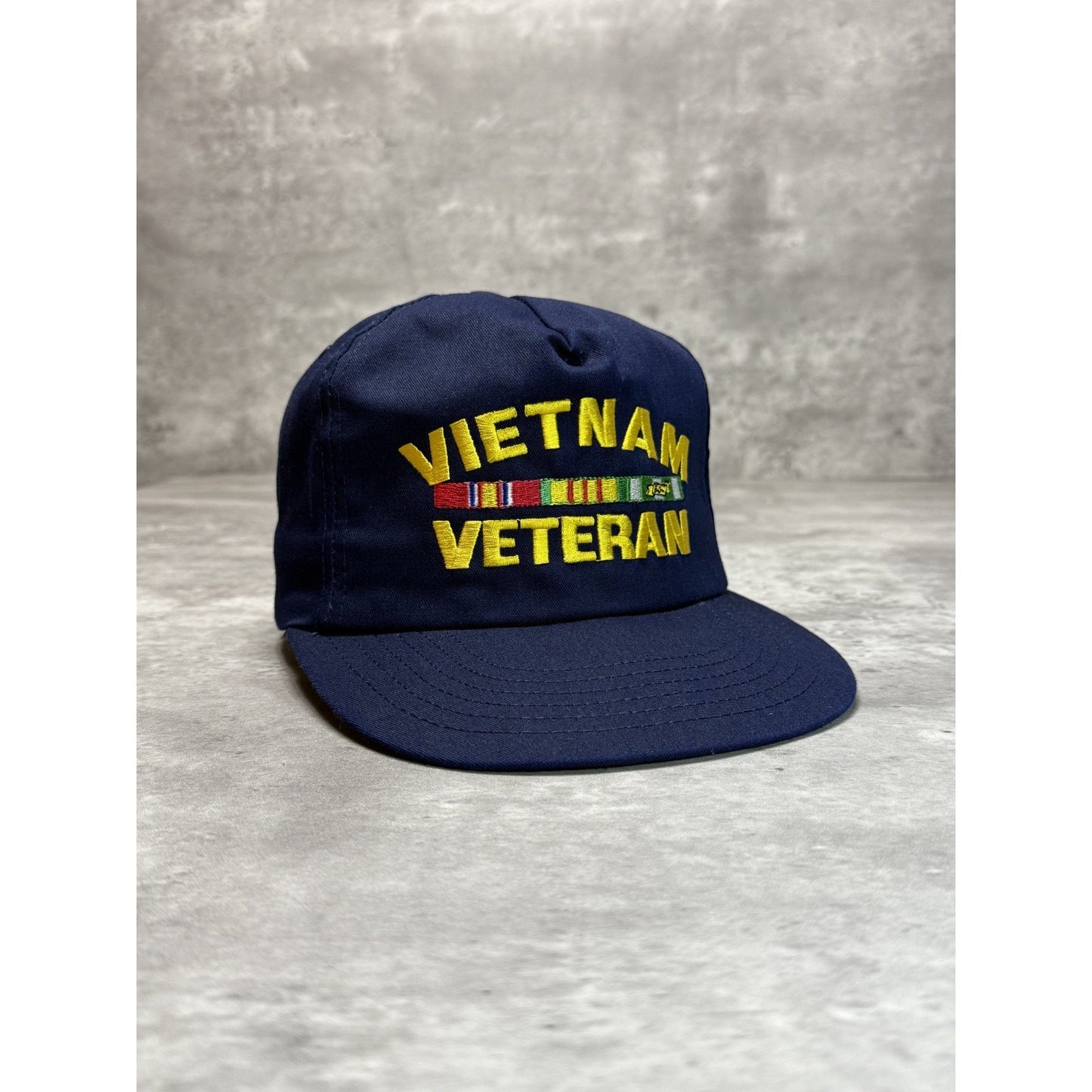 Vintage 80s/90s Vietnam Veteran Embroidered Patch Snapback Hat OSFA