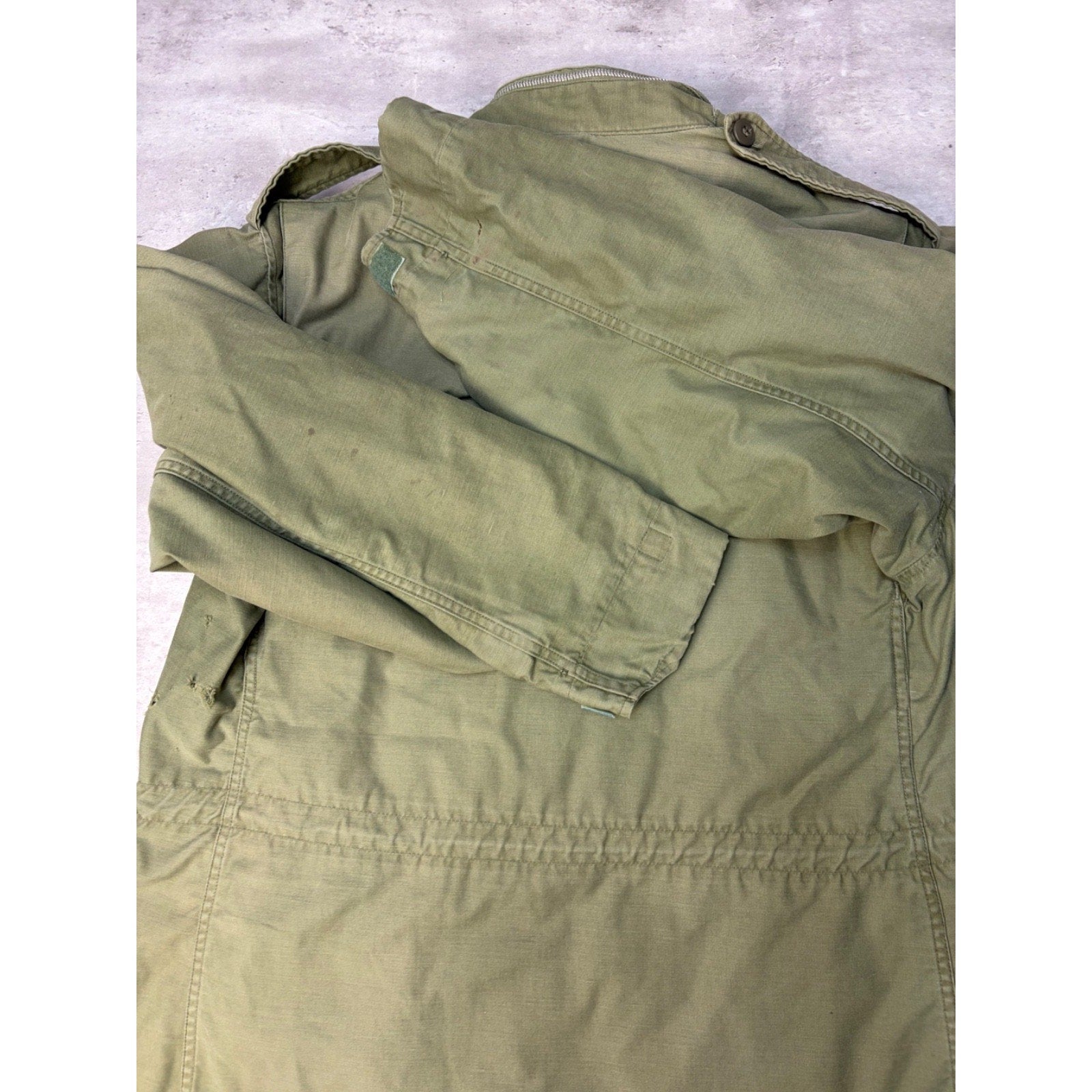 Vintage 1960s US Military M-65 Multi Pockey Long Jacket Size Large