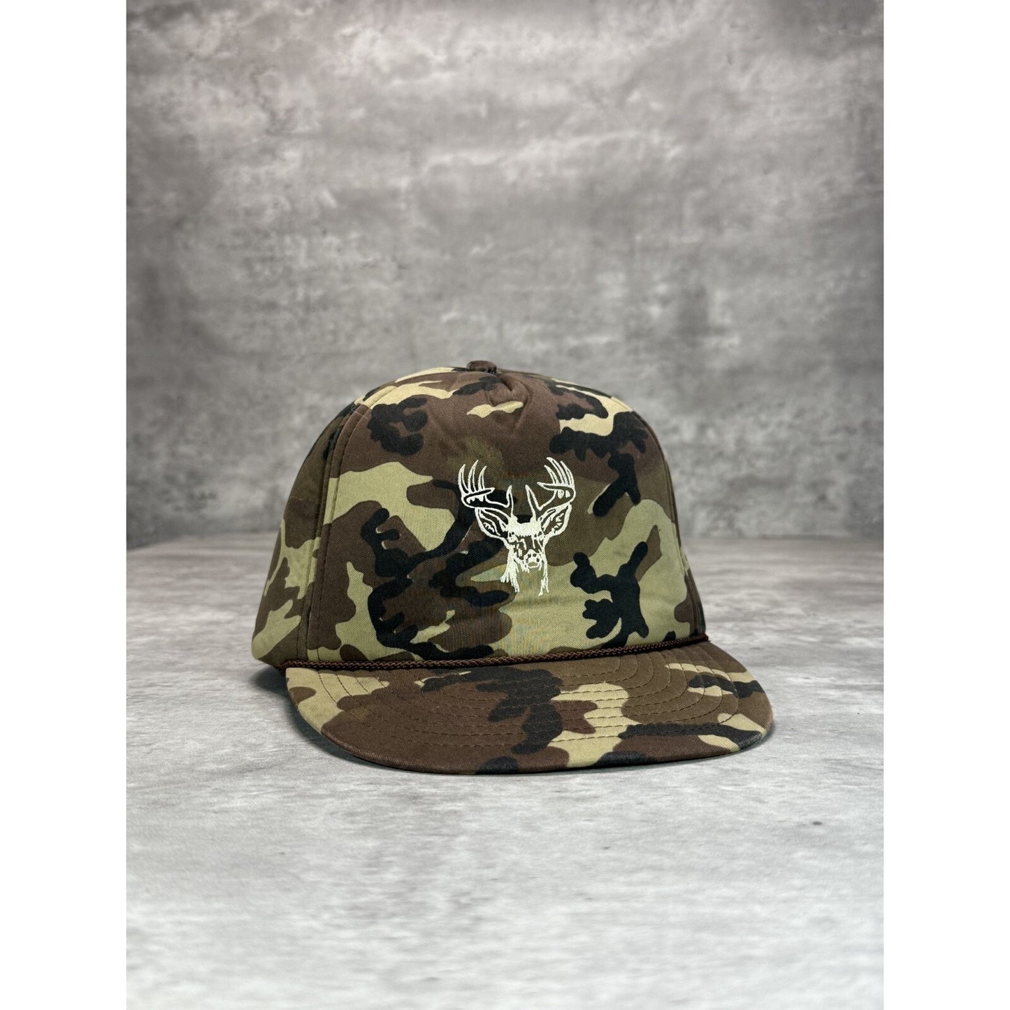 Vintage 1980s/90s Deer Graphic Hunting Camo Snapback Hat OSFA