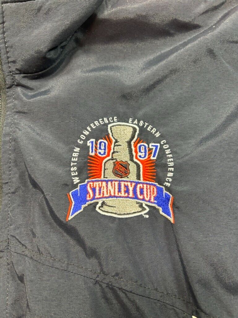 Vintage 1997 NHL Stanley Cup Embroidered Nylon Windbreaker Jacket Size XL 90s