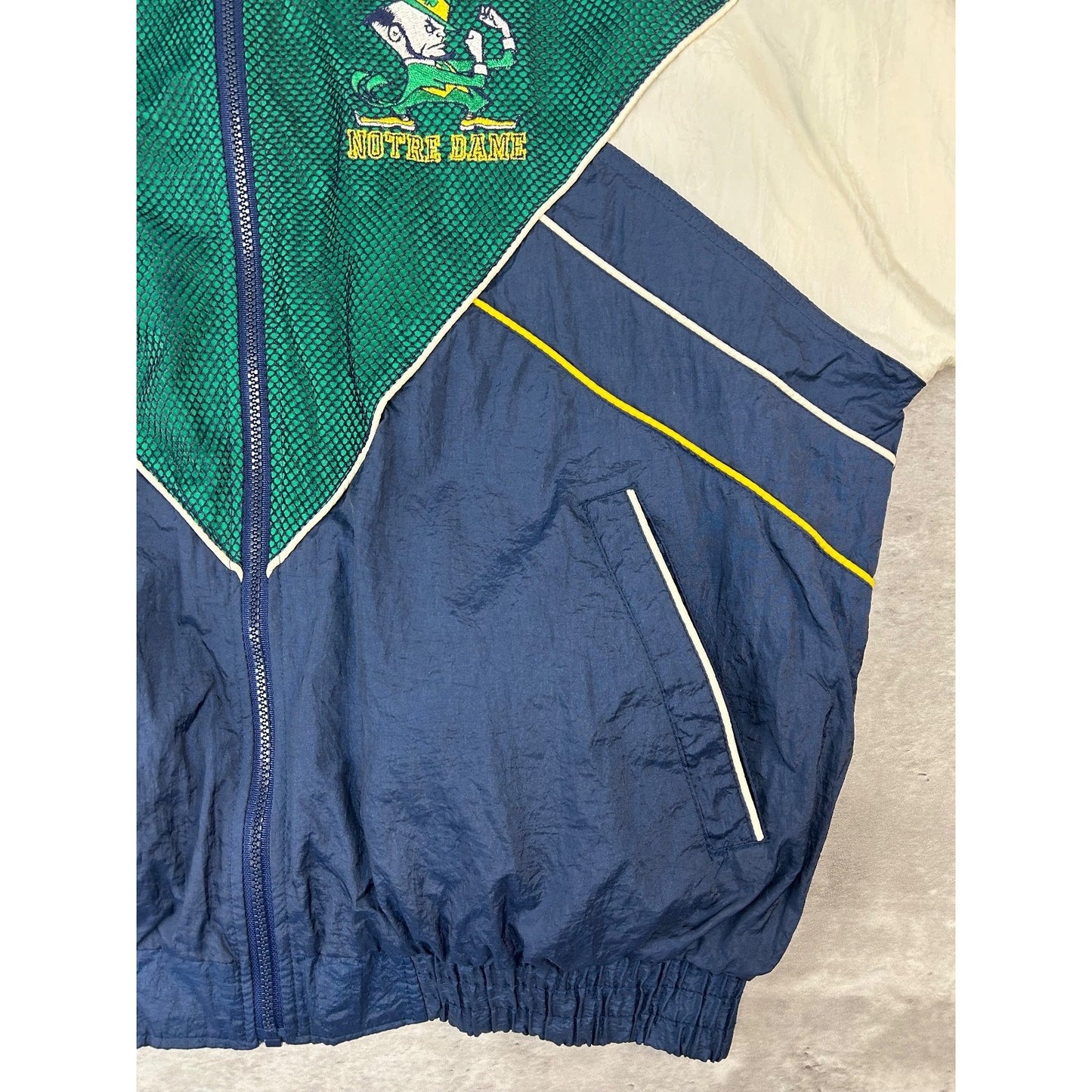 Vintage 90s Notre Dame Fighting Irish NCAA Full Zip Windbreaker Jacket Size XL