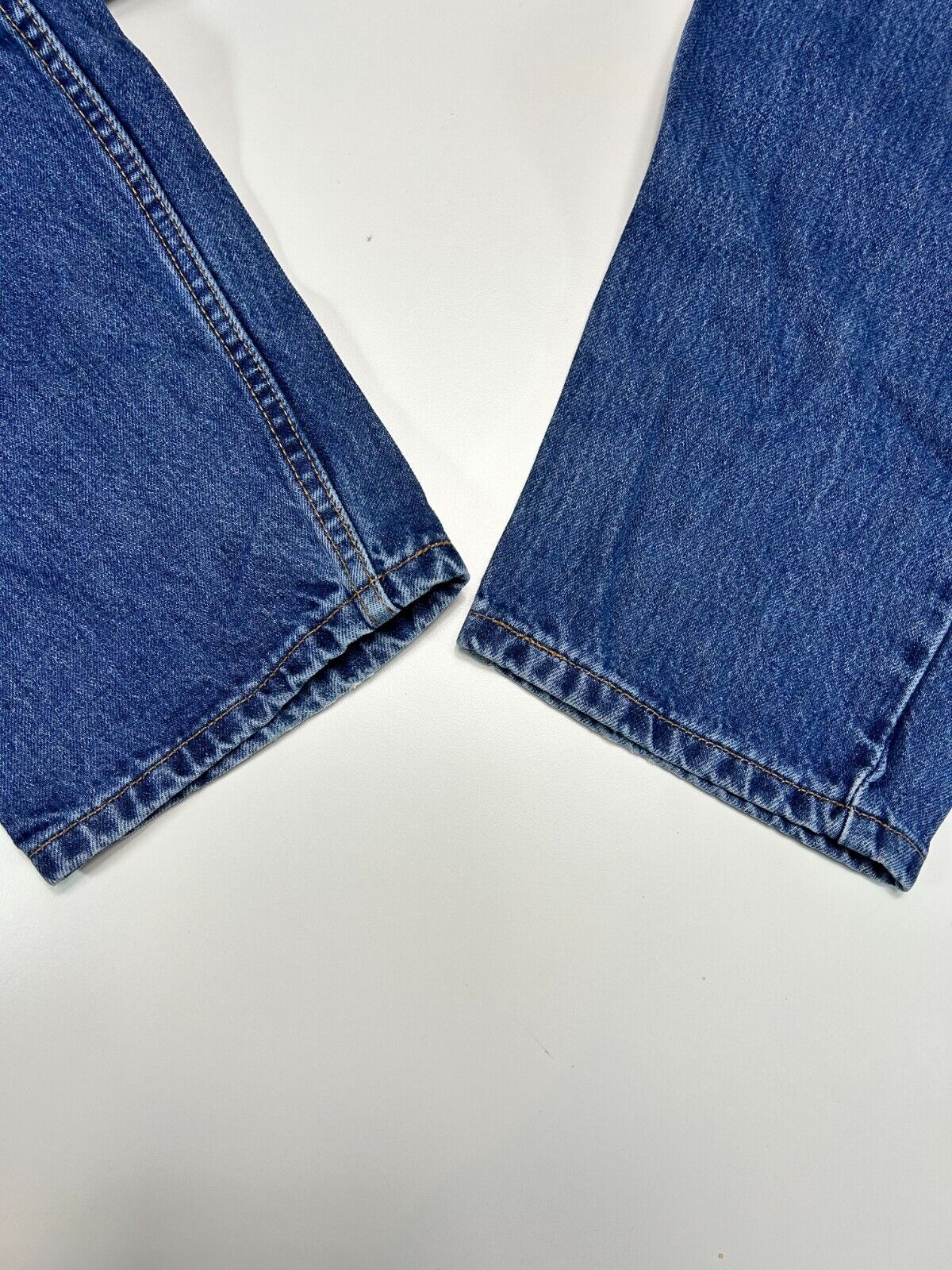 Vintage Levis 560 Red Tab Dark Wash Denim Pants Size 32W Blue