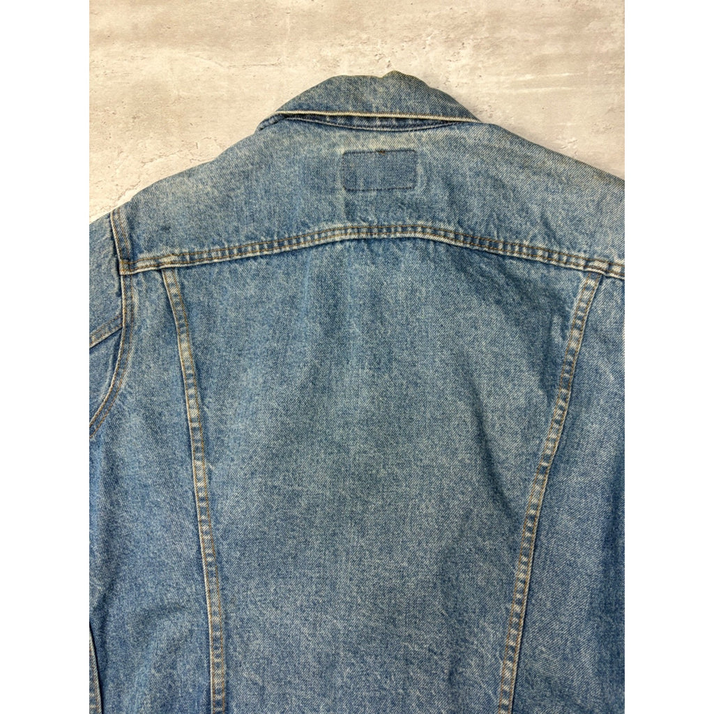 Vintage 90s Levis Red Tab Medium Wash Denim Trucker Jacket Size Medium