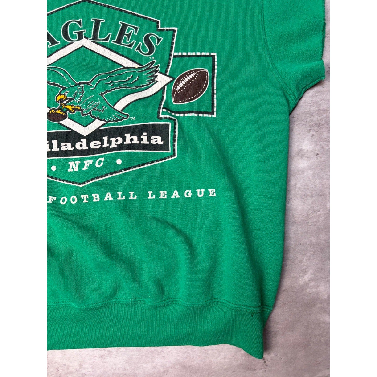 Vintage 90s Philadelphia Eagles Spellout Graphic Football Sweatshirt Size Medium