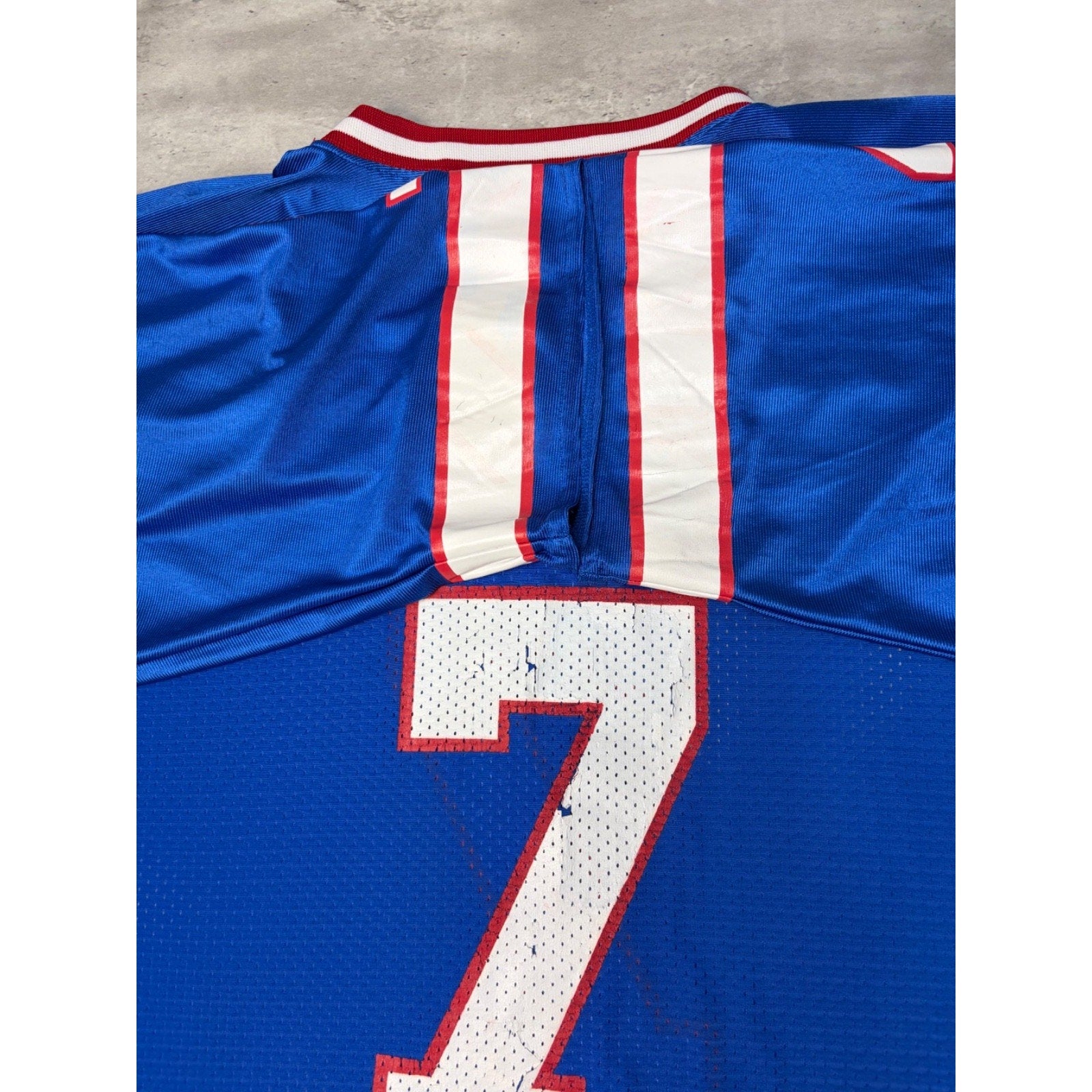 Vintage 90s Doug Flutie #7 Buffalo Bills NFL Starter Football Jersey Size XL