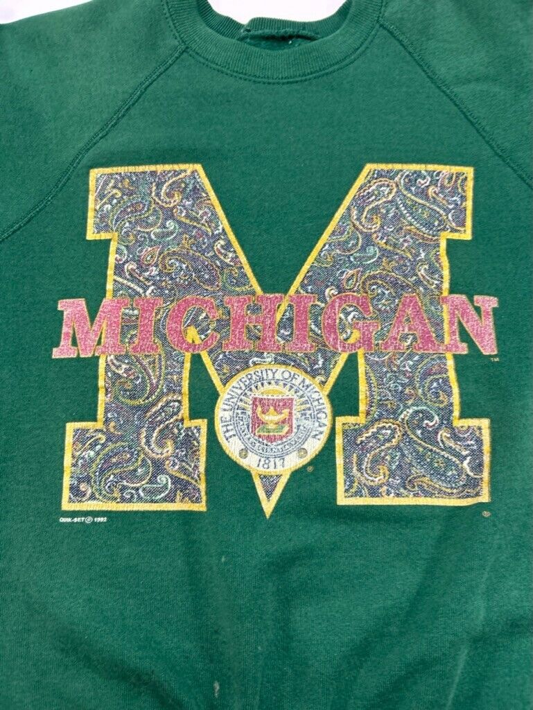 Vintage 1992 Michigan Wolverines NCAA Crest Graphic Sweatshirt Size Medium Green