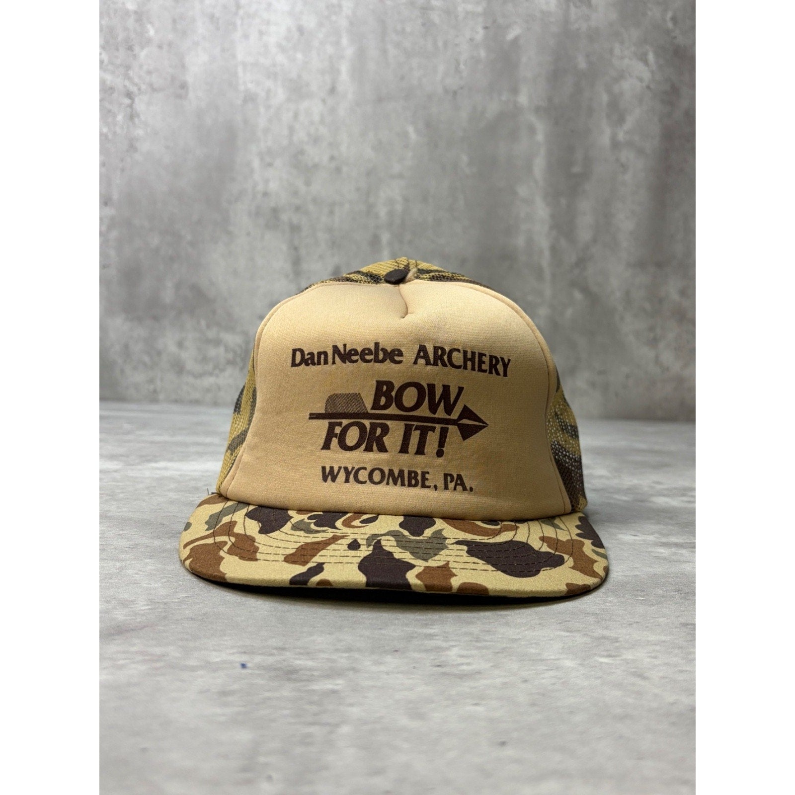 Vintage 80s Bow For It Dan Neebe Archery Two Tone Trucker Snapback Hat OSFA