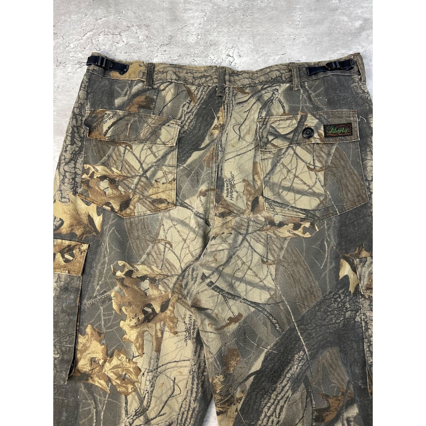 Vintage Liberty Realtree Hardwoods Tree Camo Hunting Cargo Pants Size 39