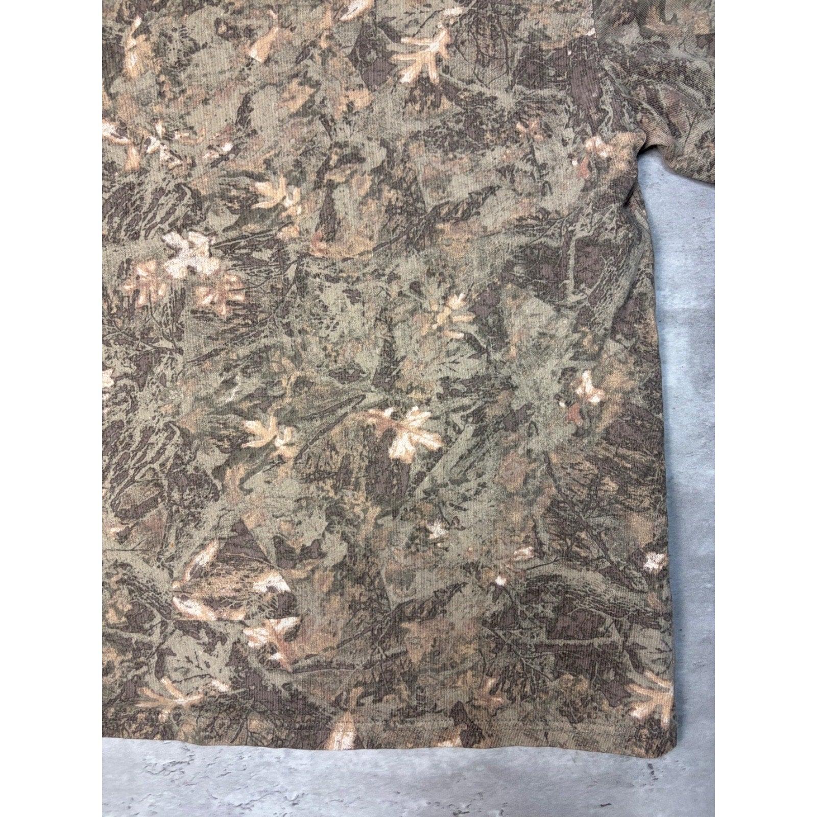 Vintage Arizona Jean Co Tree Camo Boxy Fit Hunting T-Shirt Size Large