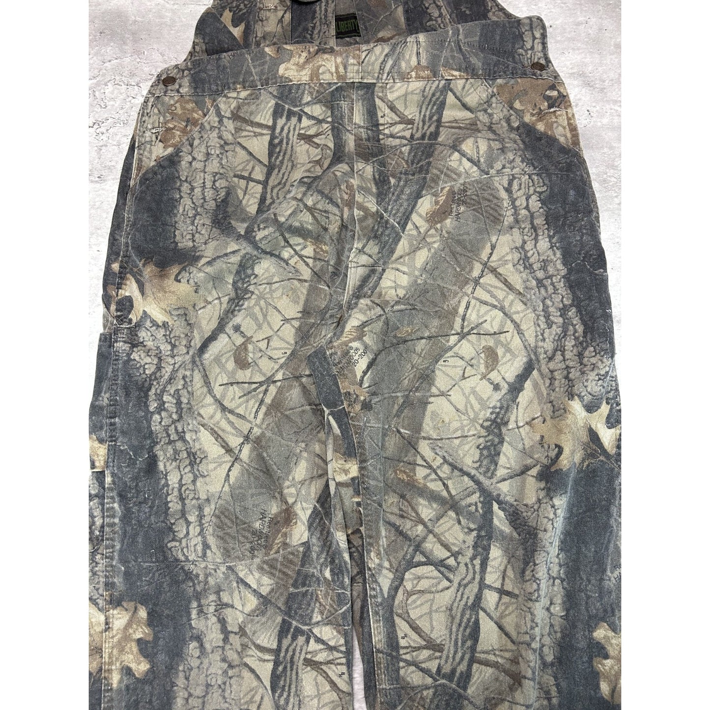 Vintage 80s/90s Liberty Tree Camo Hunting Overalls Size 42