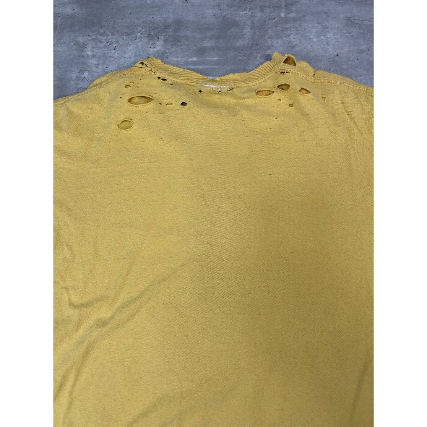 Vintage 90s Nike Swoosh Spellout Graphic Distressed T-Shirt Size XL Yellow