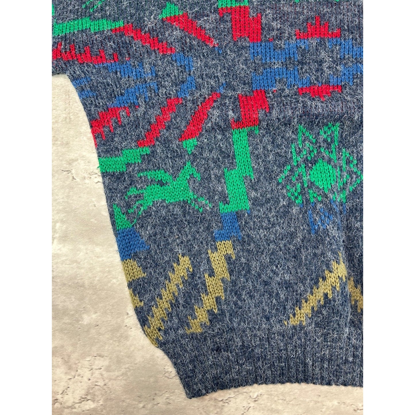 Vintage 80s/90s Abstract Aztec Print Pullover Ribbed Knit Sweater Size XL