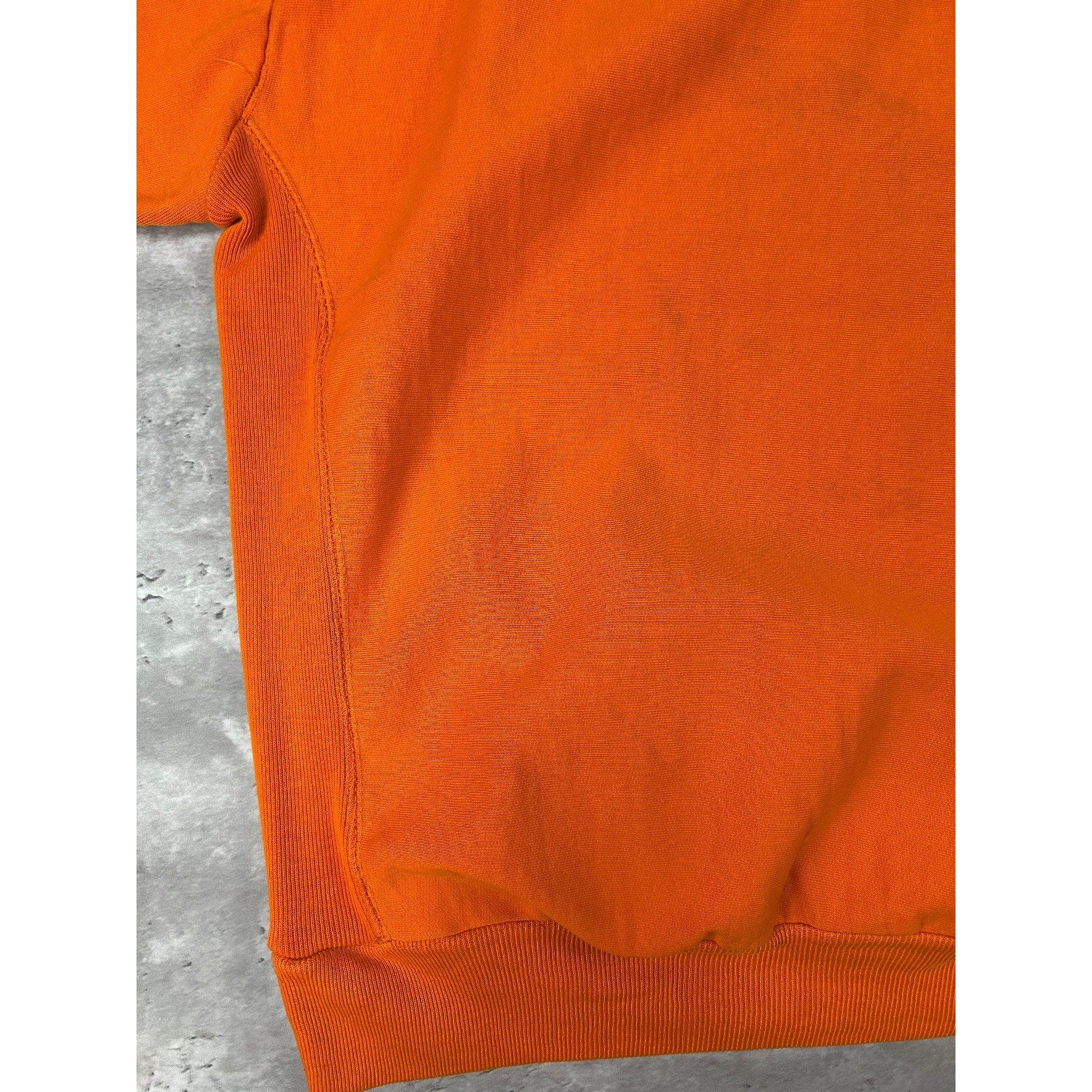 Vintage Tennessee Volunteers NCAA Embroidered Spellout Sweatshirt Size Medium