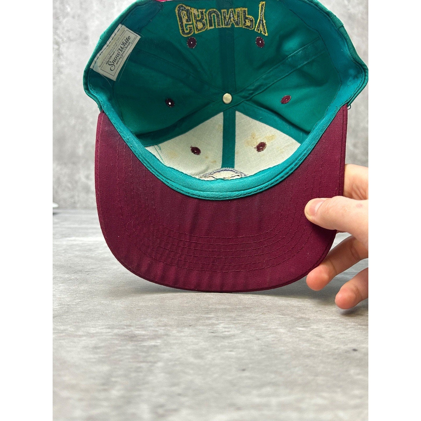 Vintage 90s Disney Grumpy Dwarf Embroidered Cartoon Snapback Hat YOUTH OSFA