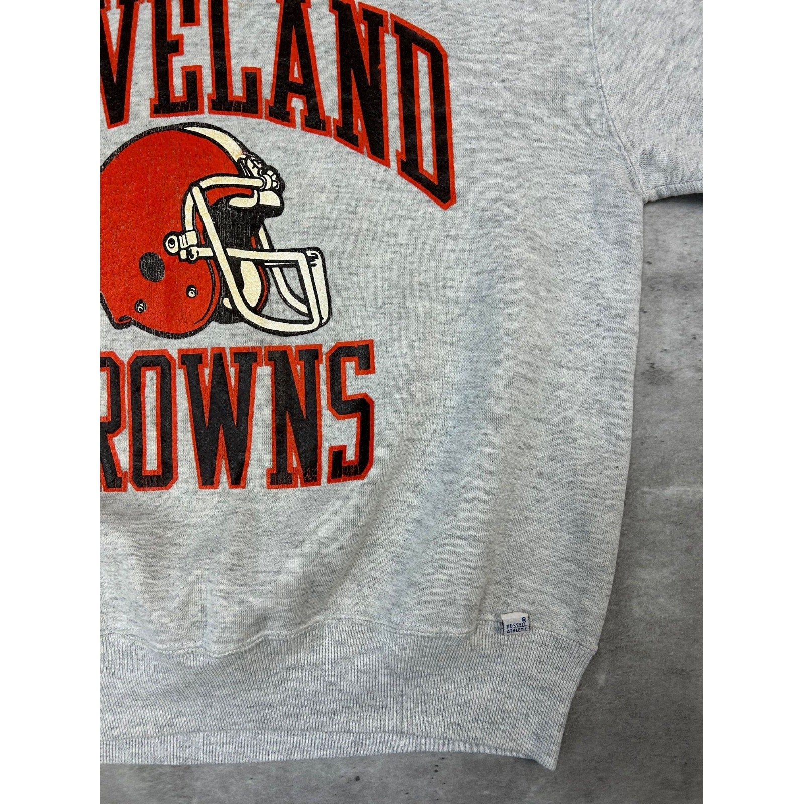 Vintage 90s Cleveland Browns NFL Graphic Spellout Football Sweatshirt Sz Medium