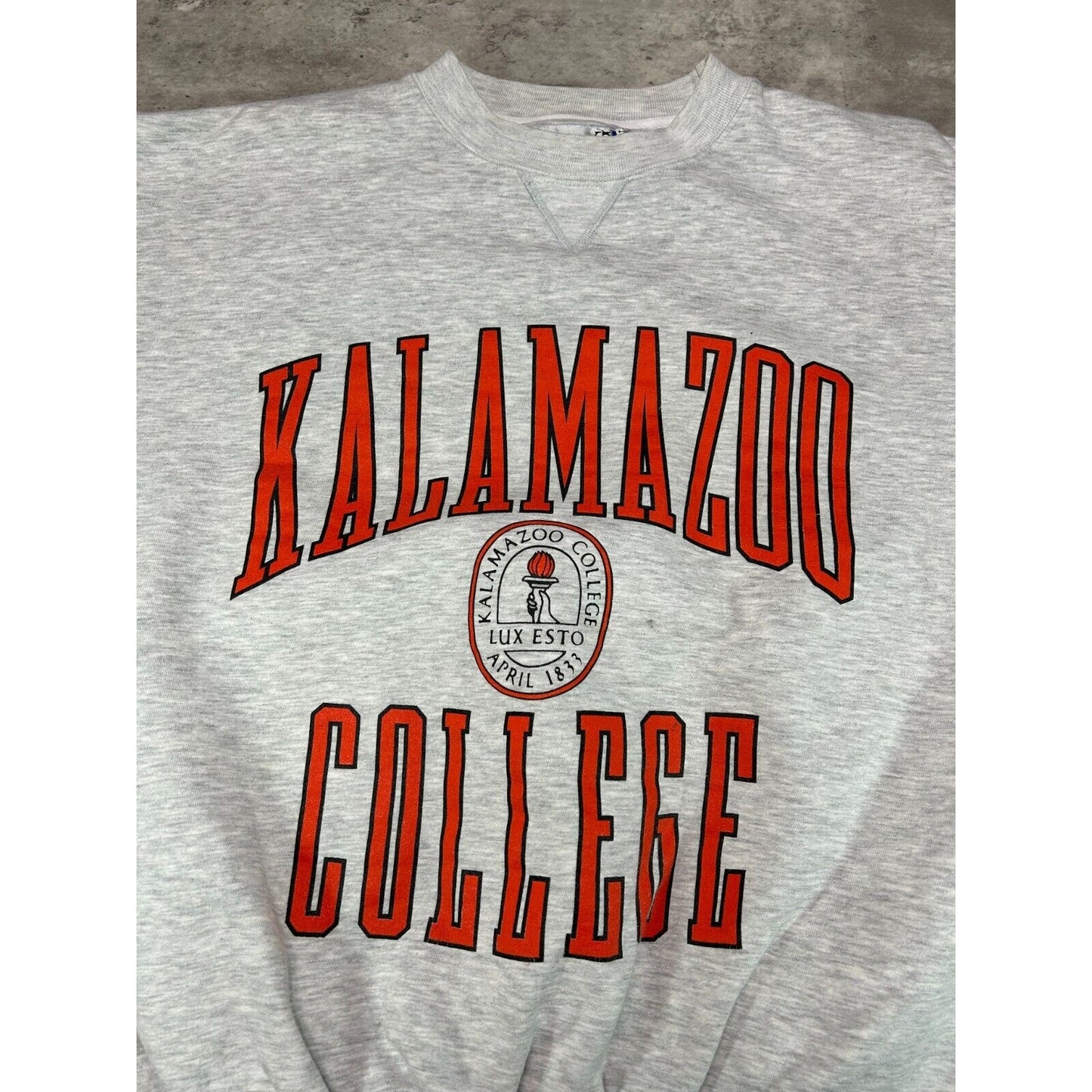 Vintage Kalamazoo College NCAA Collegiate Spellout Sweatshirt Size Medium