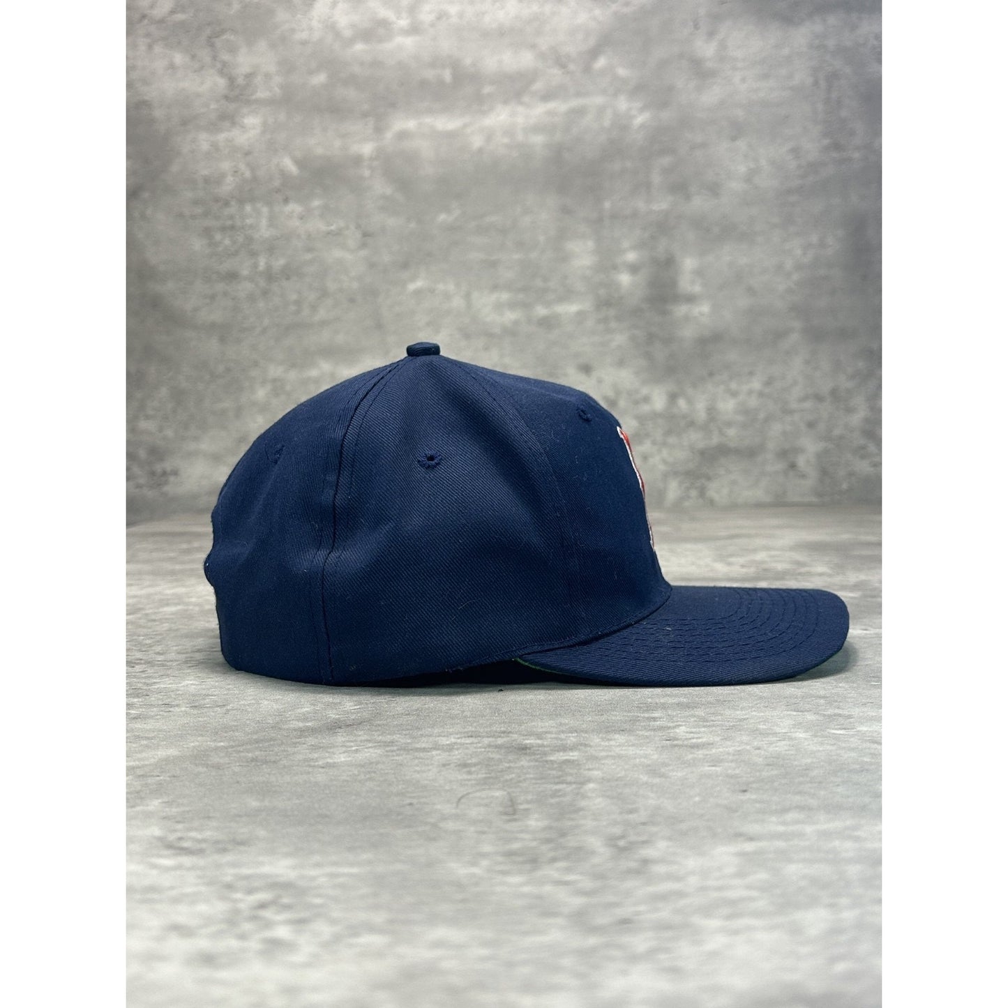 Vintage 90s Boston Red Sox MLB Embroidered Logo Baseball Snapback Hat OSFA